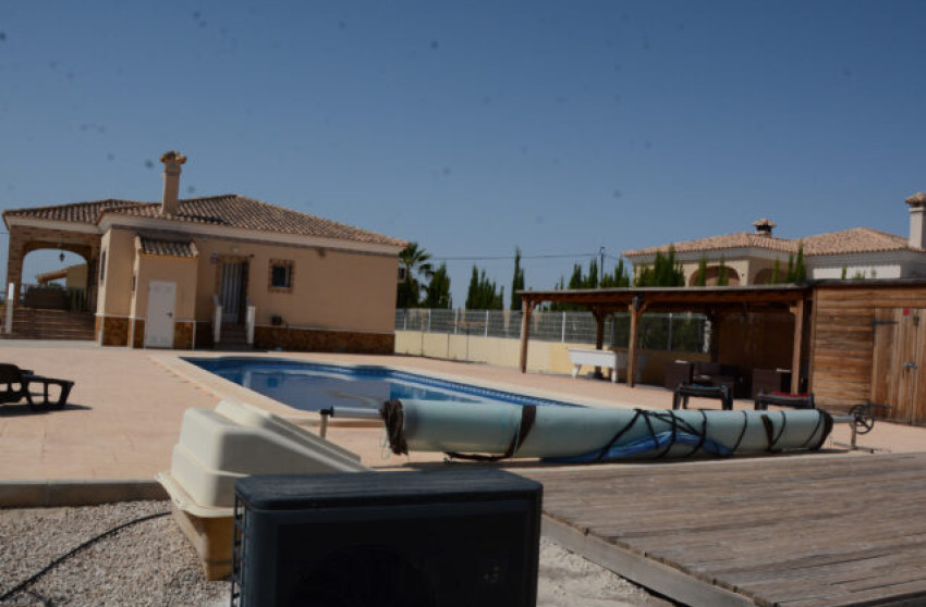 Resale - Villa -
Abanilla