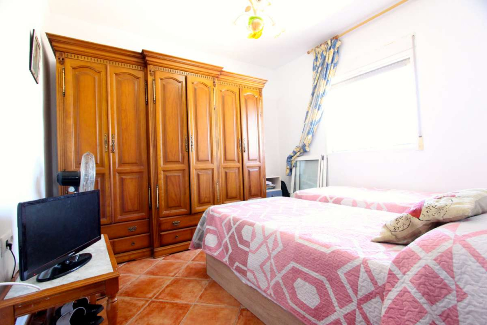 Resale - Villa -
Albudeite - Inland