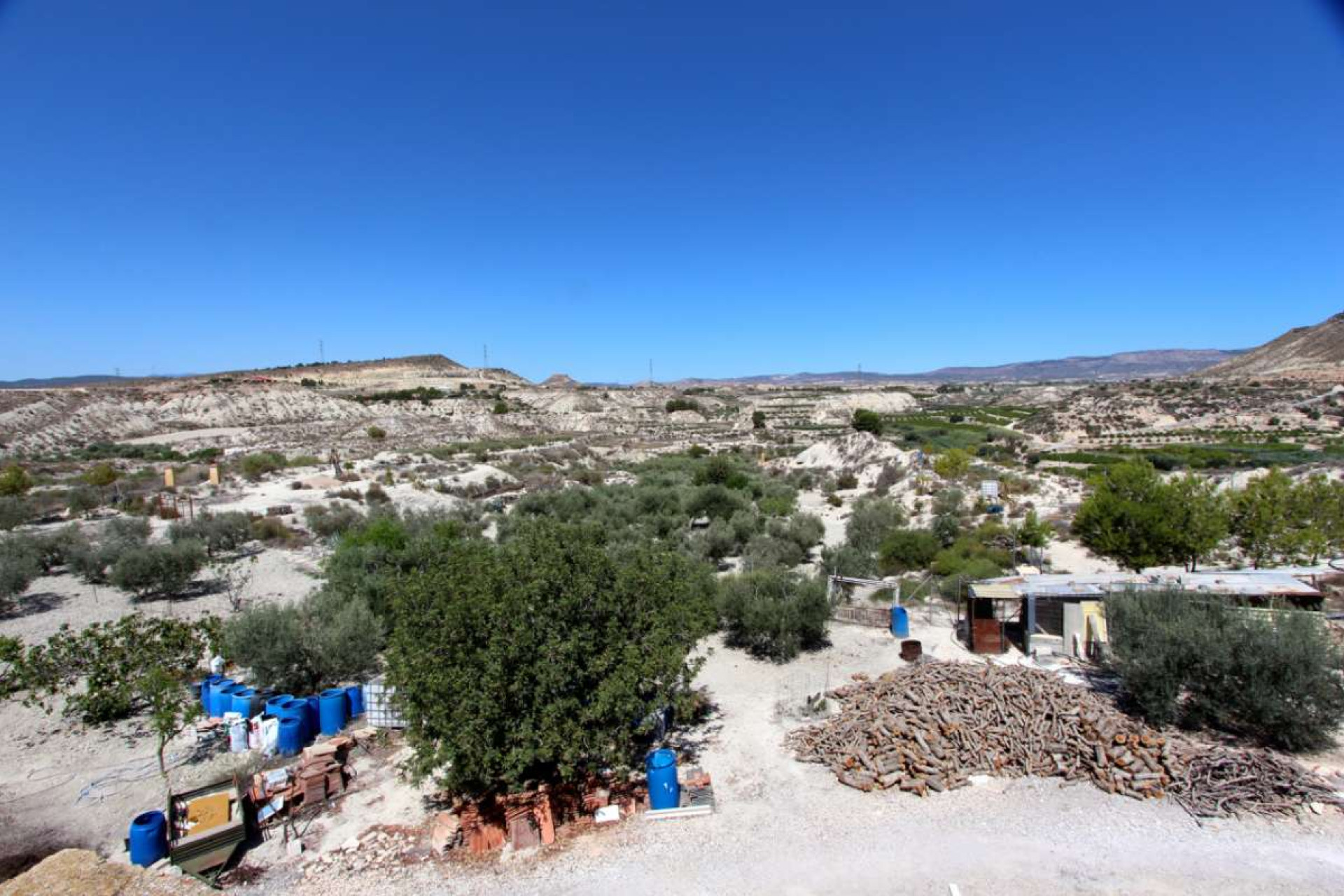 Resale - Villa -
Albudeite - Inland