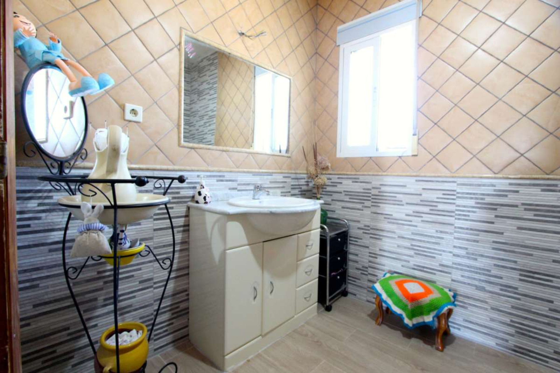 Resale - Villa -
Albudeite - Inland