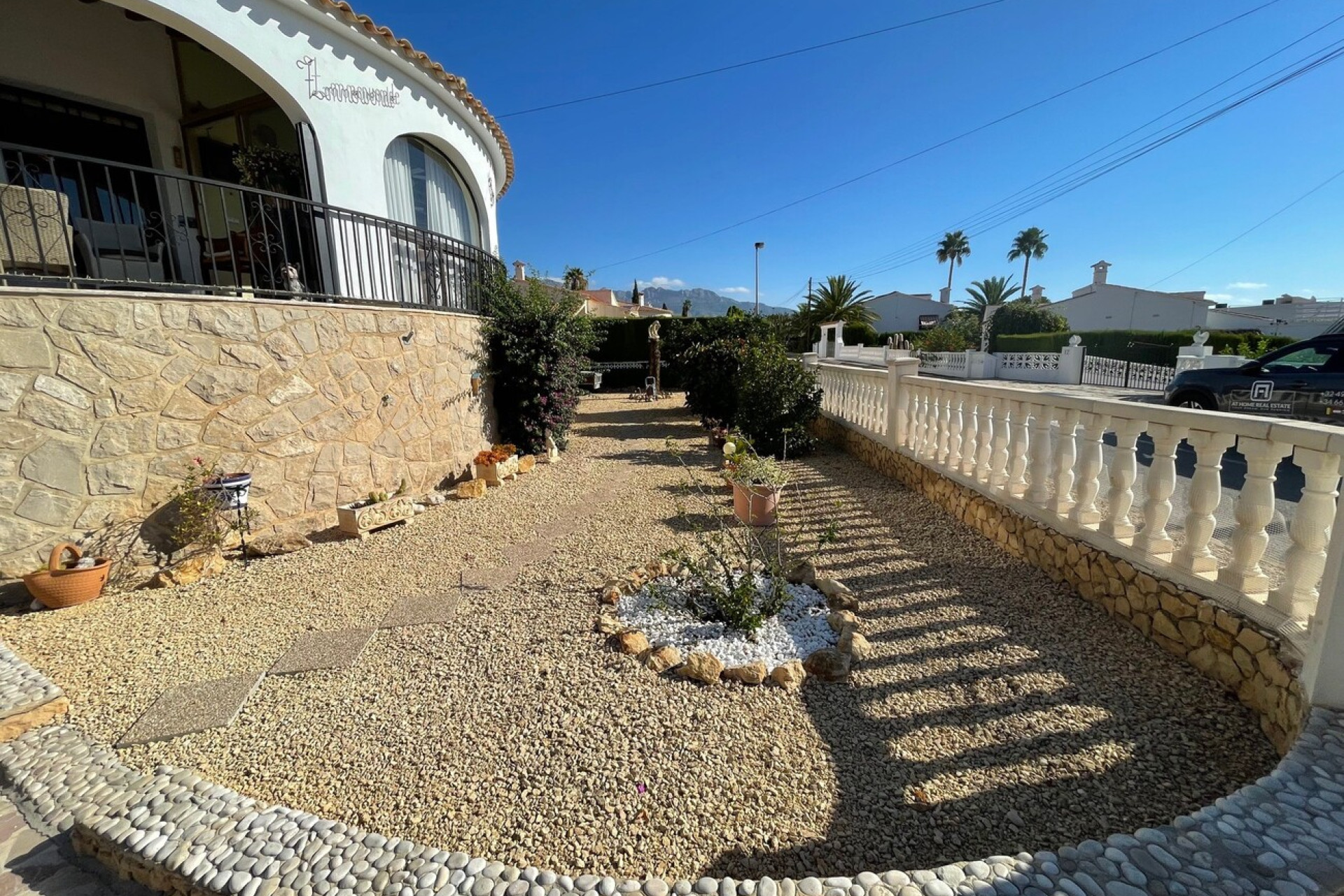 Resale - Villa -
Alfas del Pí - Costa Blanca