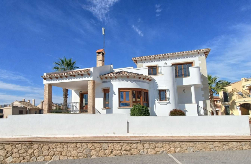 Resale - Villa -
Algorfa - Inland