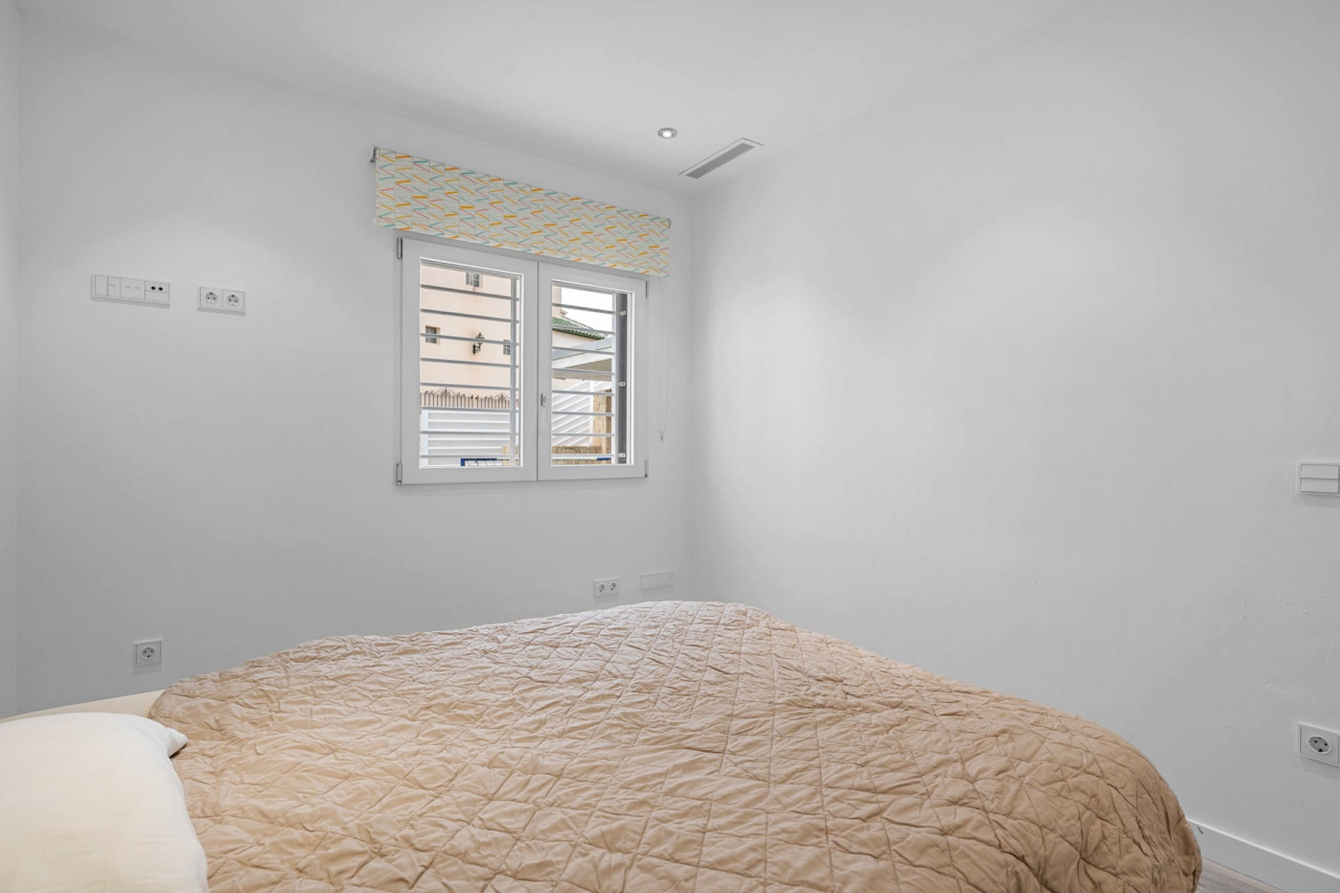 Resale - Villa -
Algorfa - Lomas De La Juliana