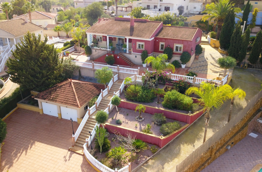 Resale - Villa -
Algorfa
