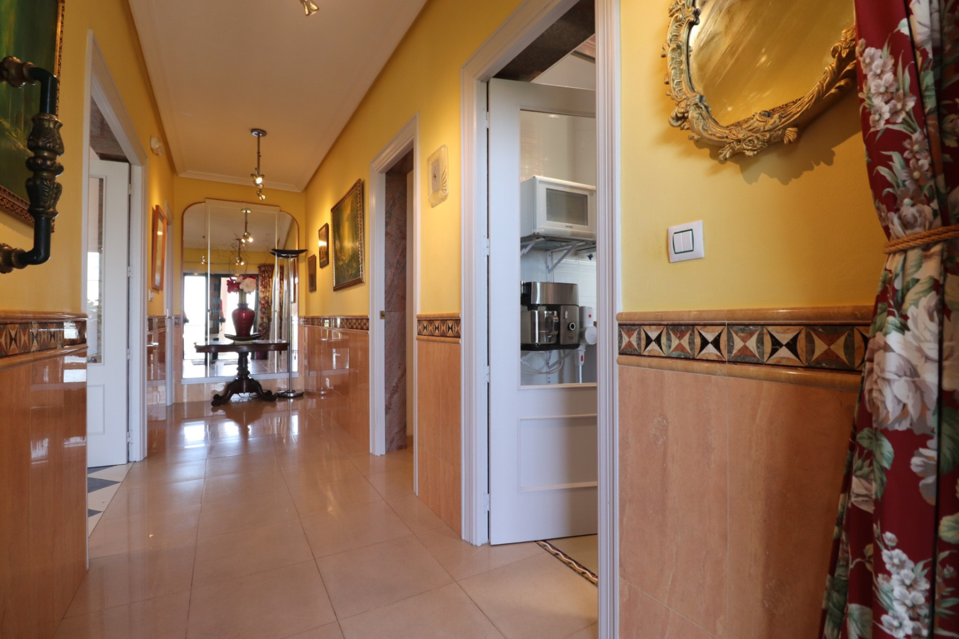 Resale - Villa -
Algorfa