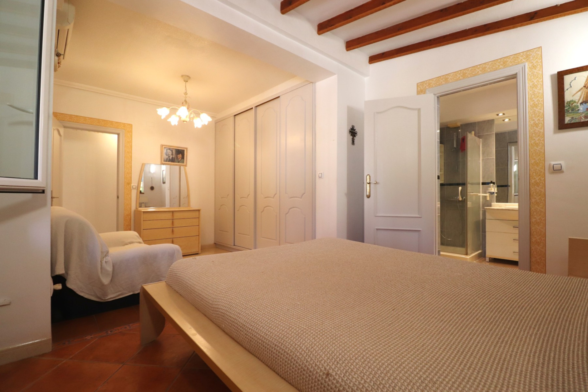 Resale - Villa -
Algorfa