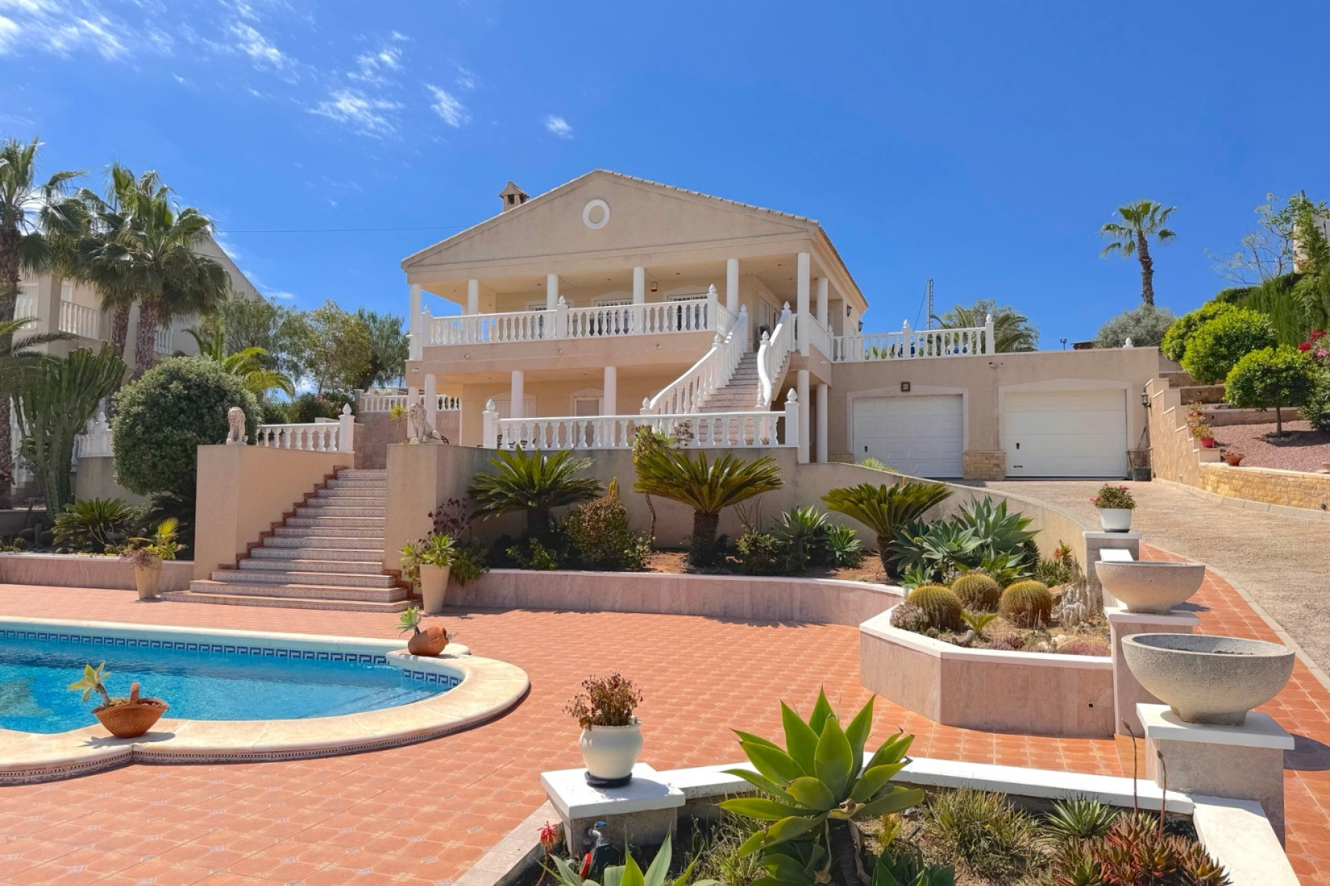 Resale - Villa -
Algorfa