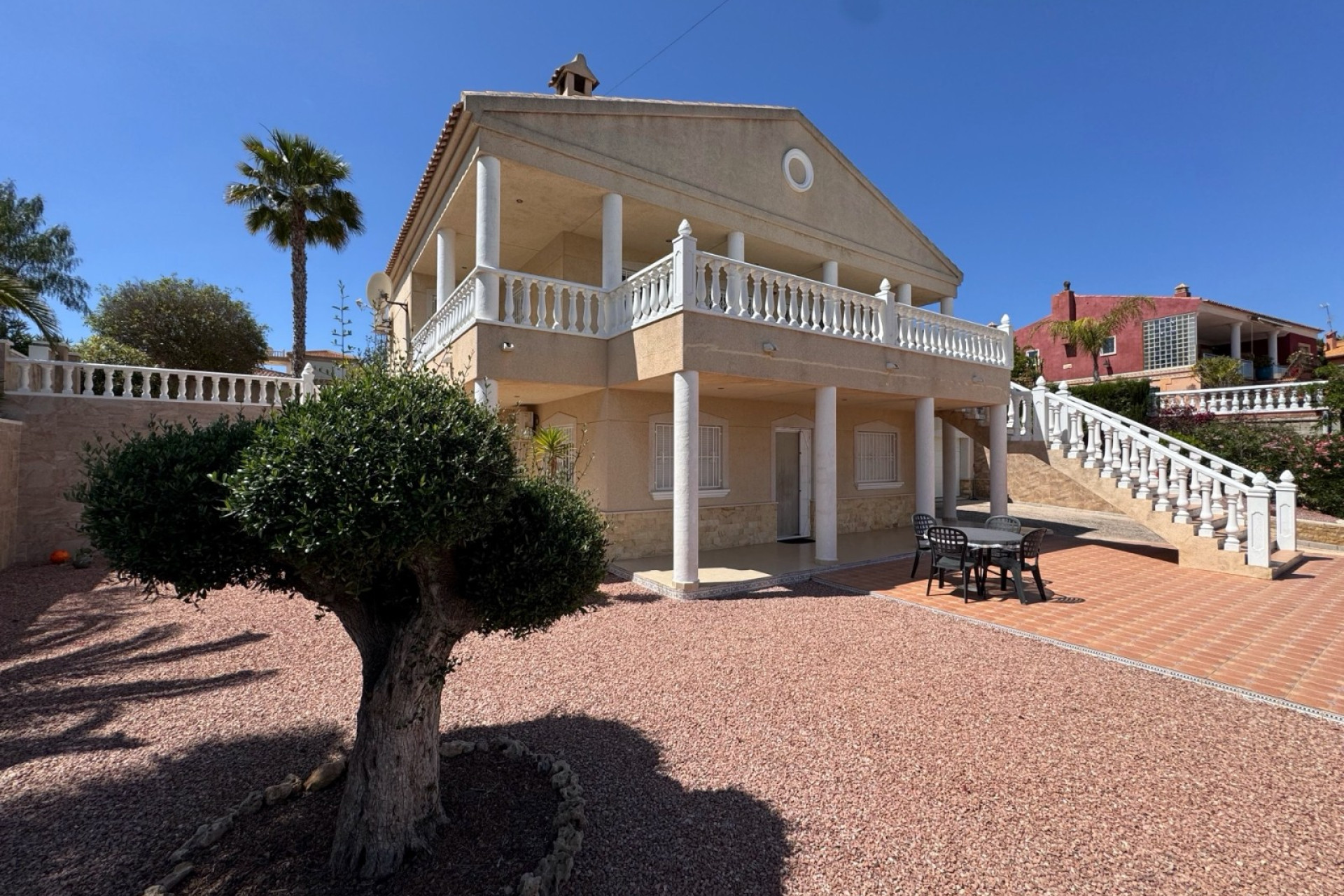 Resale - Villa -
Algorfa