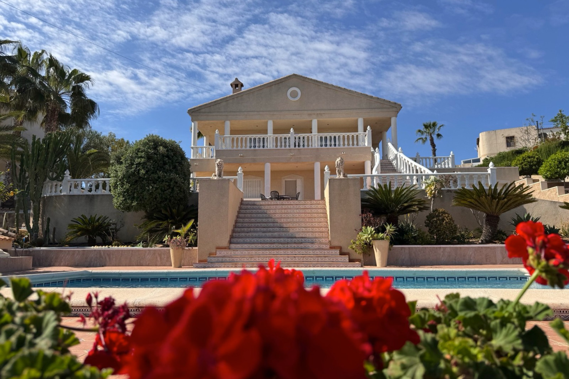 Resale - Villa -
Algorfa