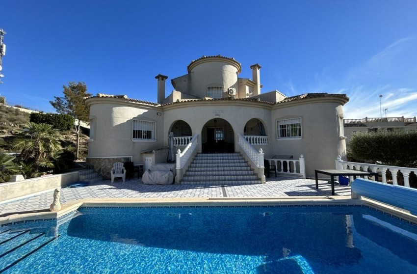 Resale - Villa -
Algorfa