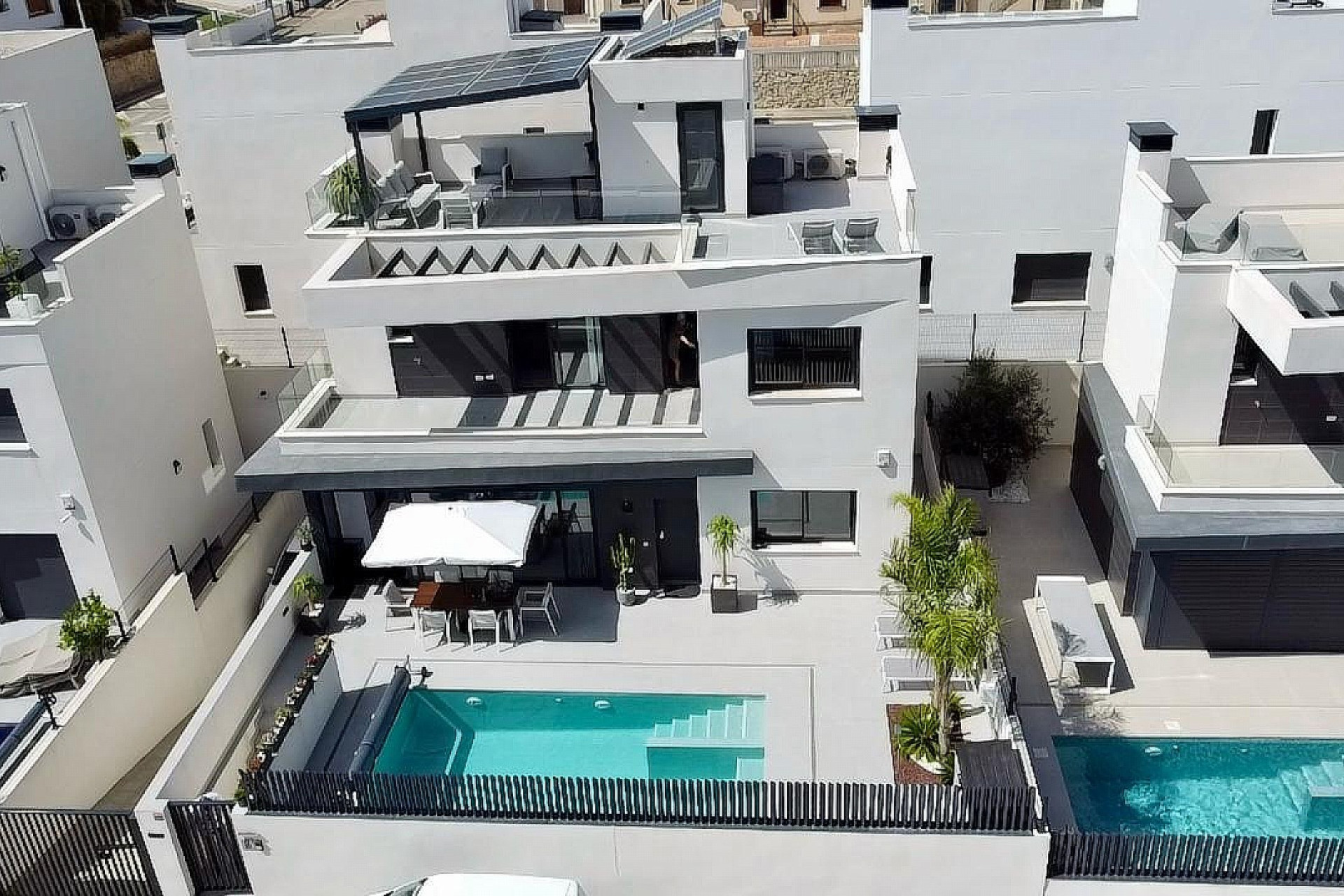 Resale - Villa -
Algorfa