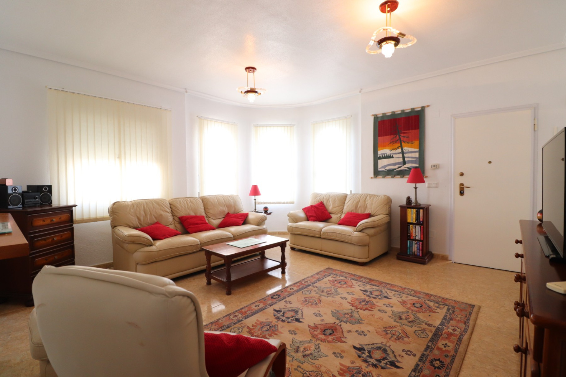 Resale - Villa -
Algorfa