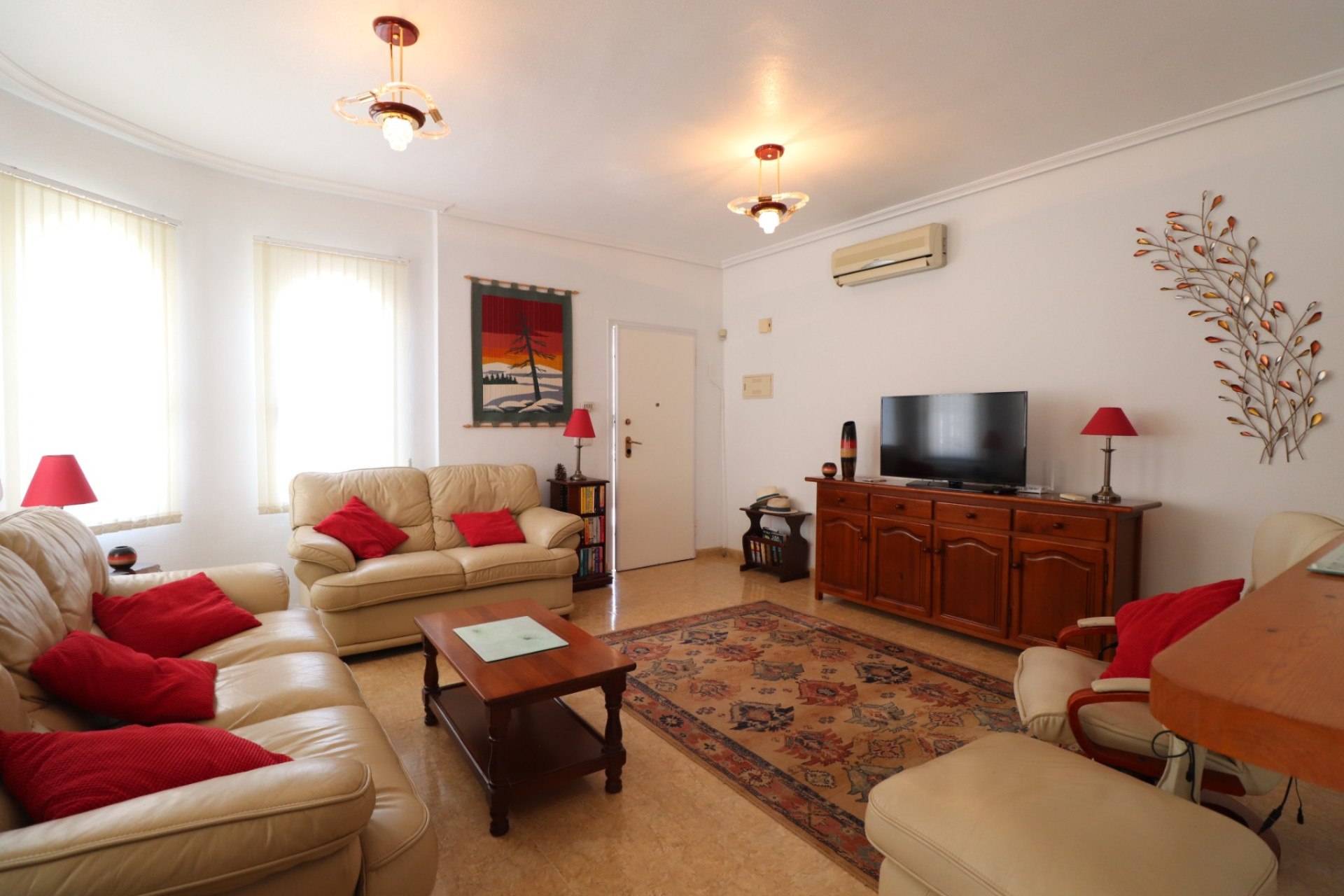 Resale - Villa -
Algorfa