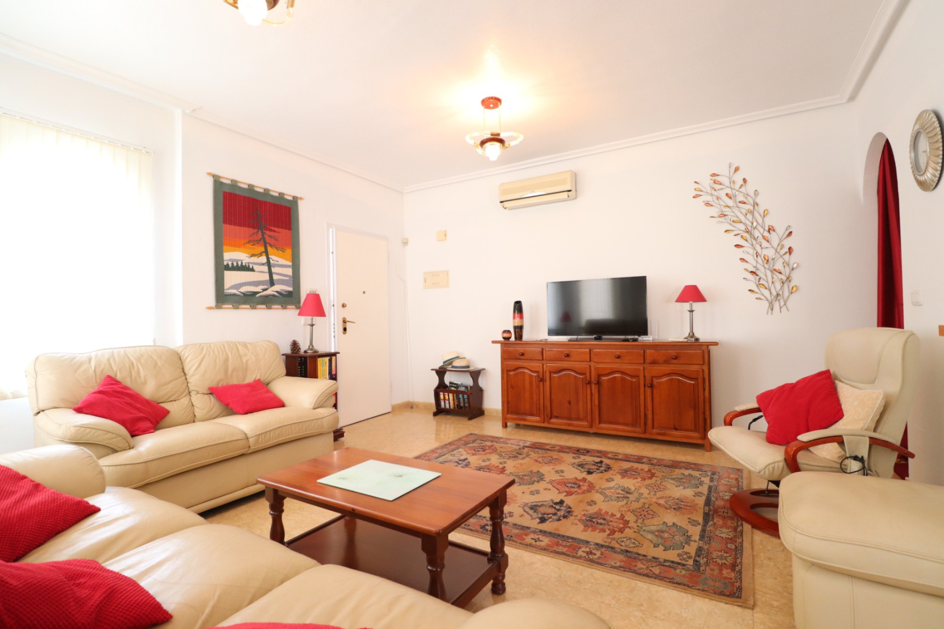 Resale - Villa -
Algorfa