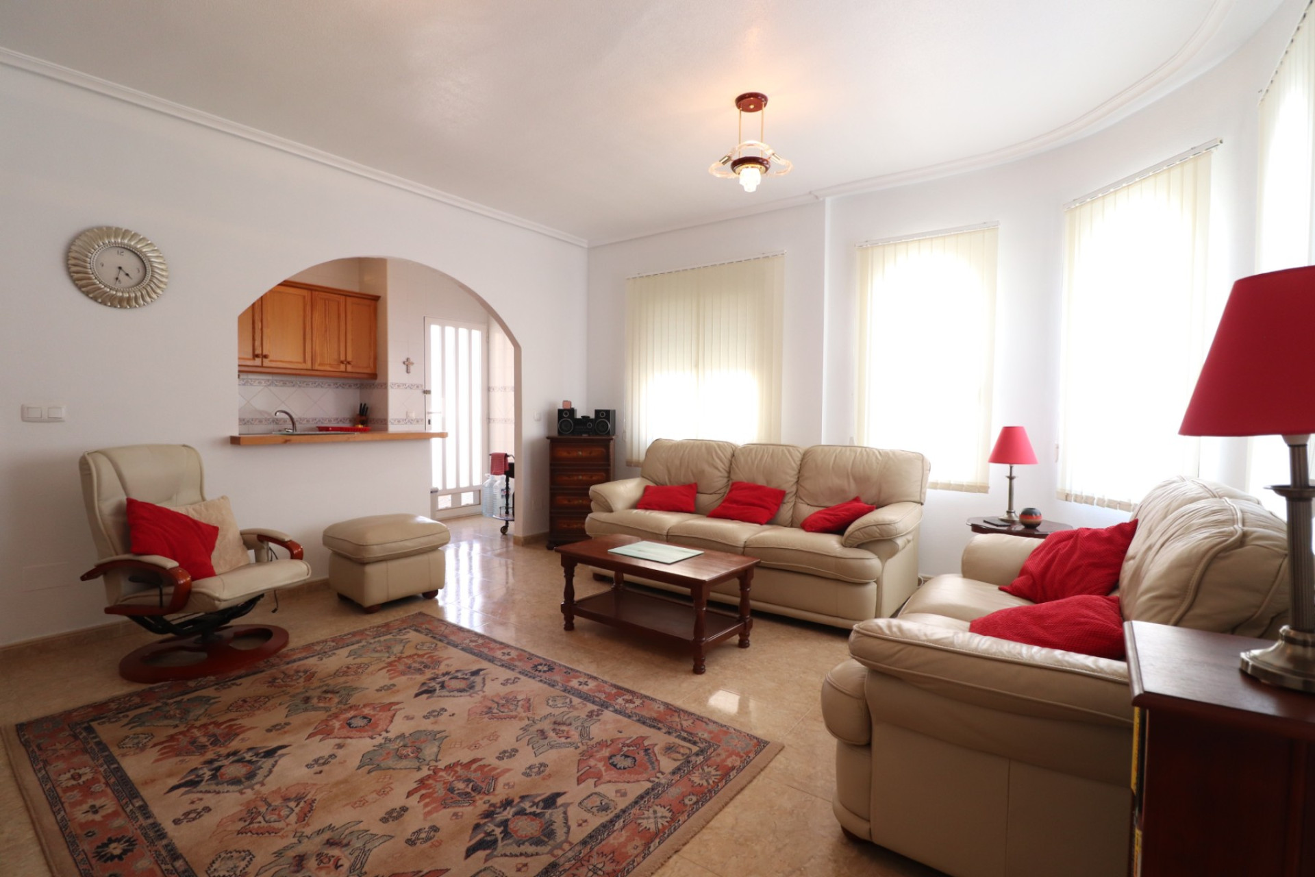 Resale - Villa -
Algorfa