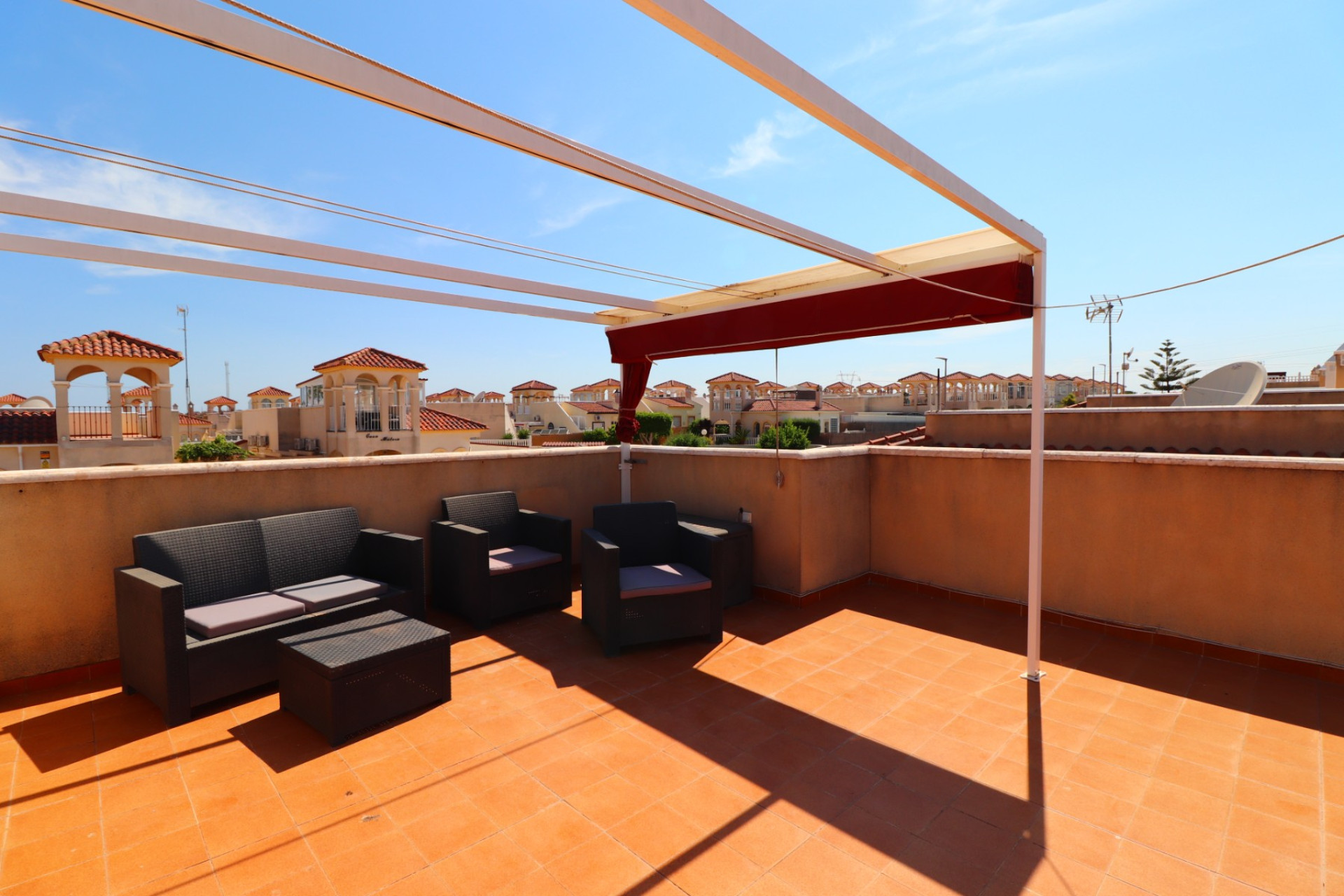 Resale - Villa -
Algorfa