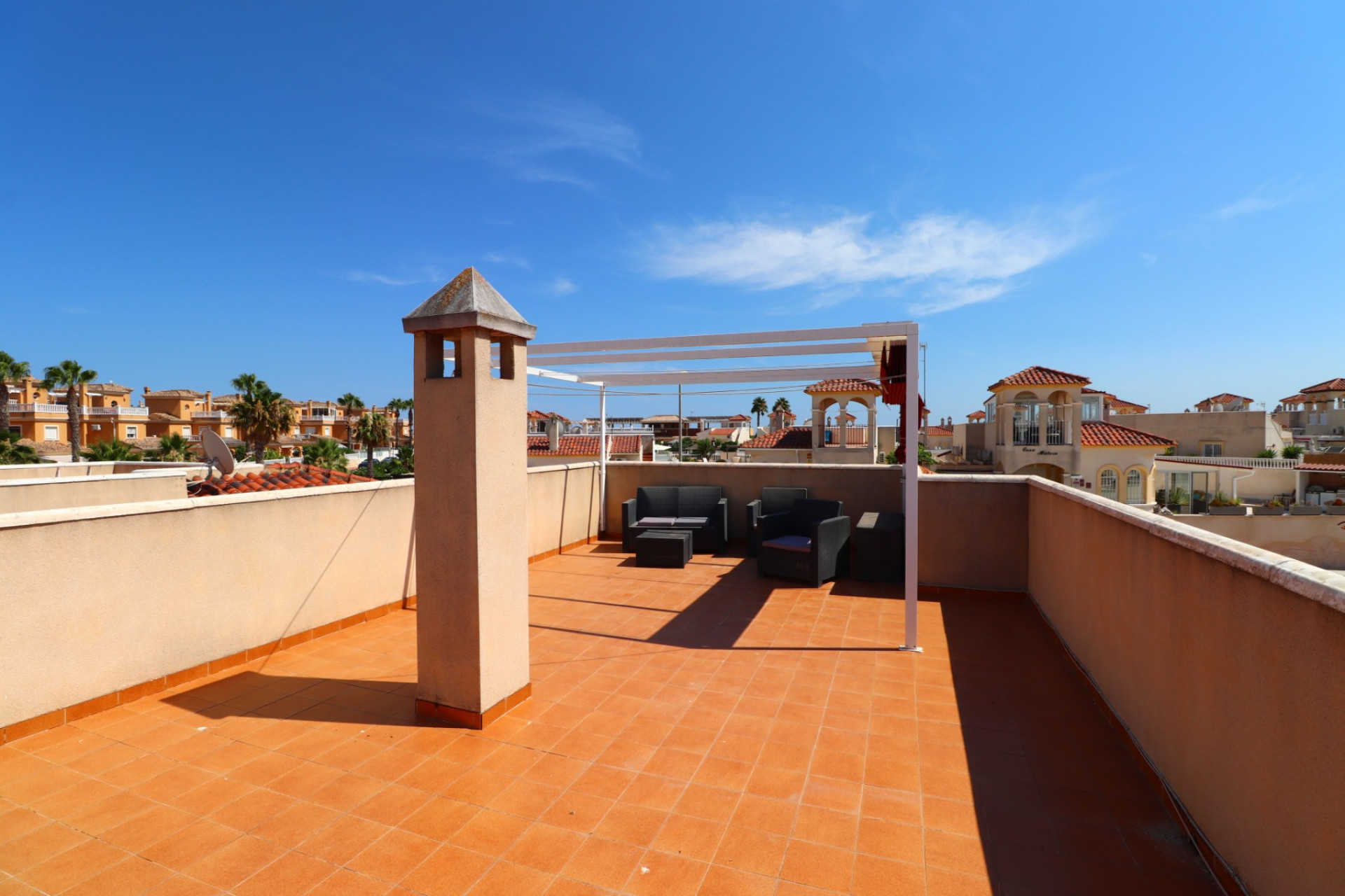 Resale - Villa -
Algorfa
