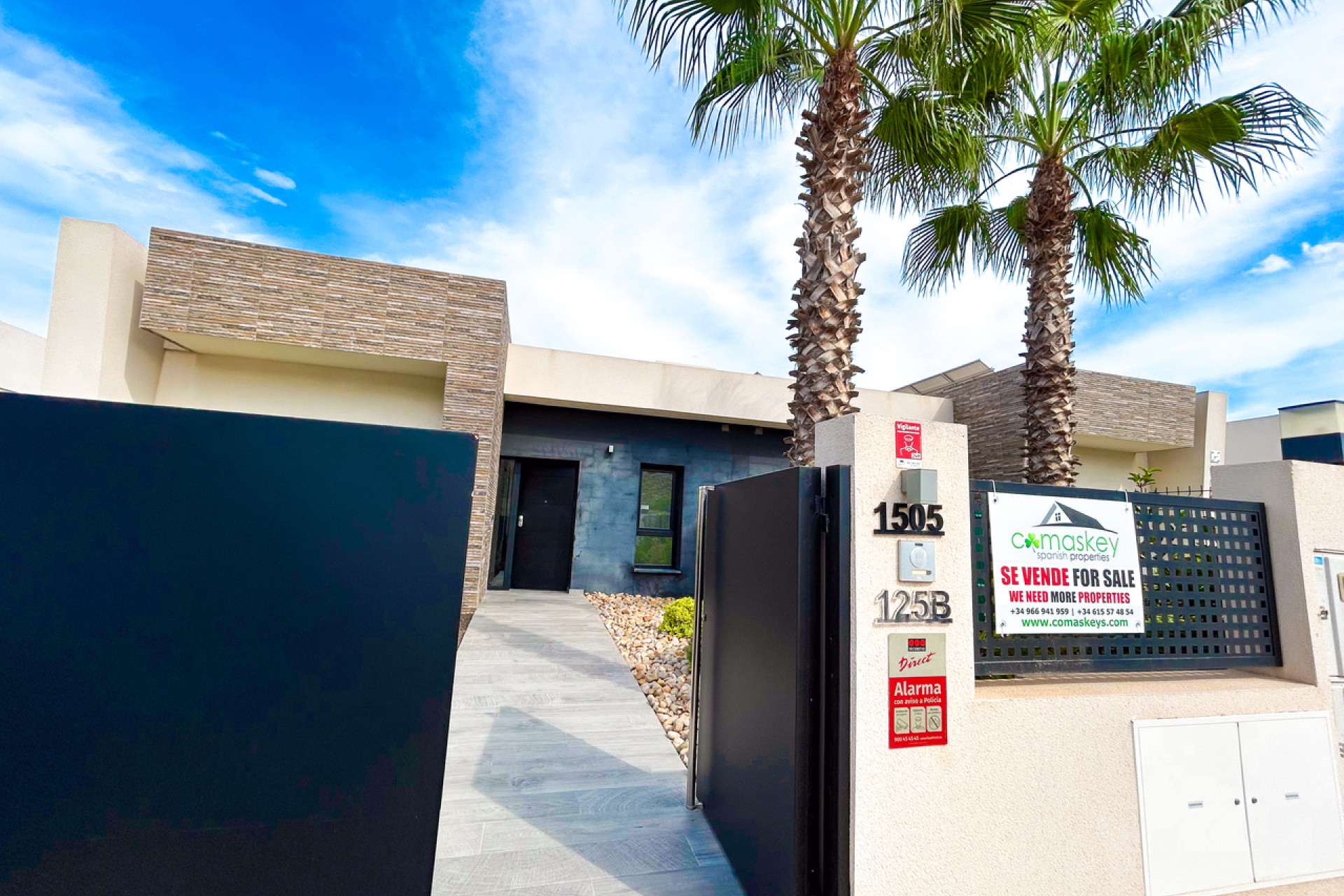 Resale - Villa -
Algorfa