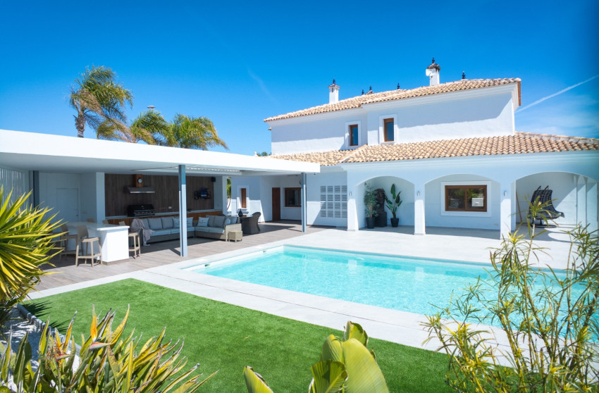 Resale - Villa -
Altaona Golf and Country Village - Altaona Golf - Country Village