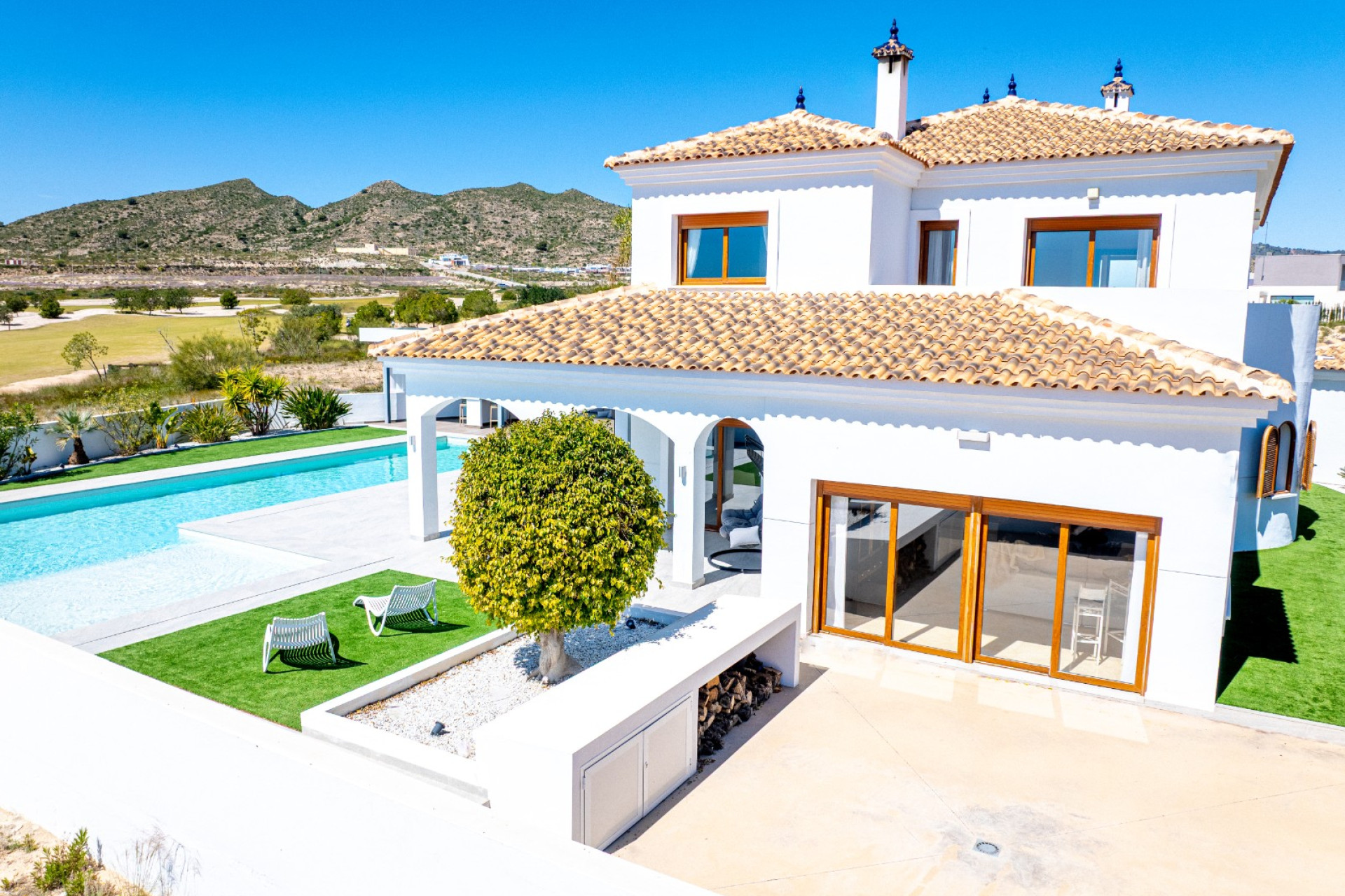 Resale - Villa -
Altaona Golf and Country Village - Altaona Golf - Country Village