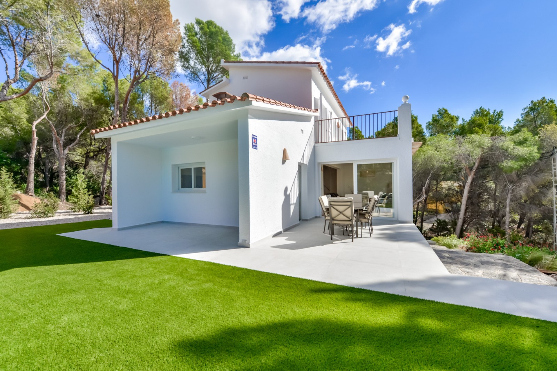 Resale - Villa -
Altea