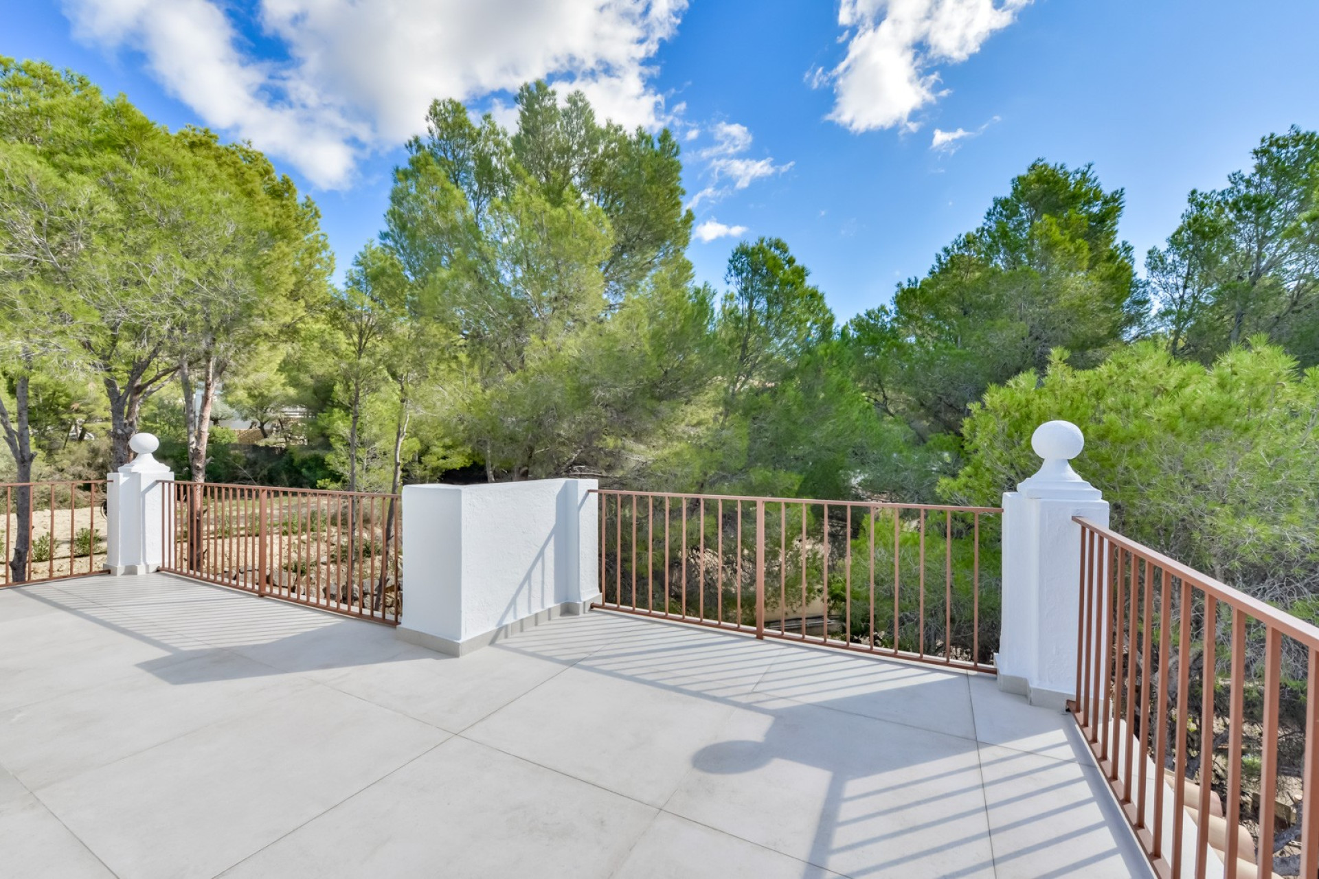 Resale - Villa -
Altea