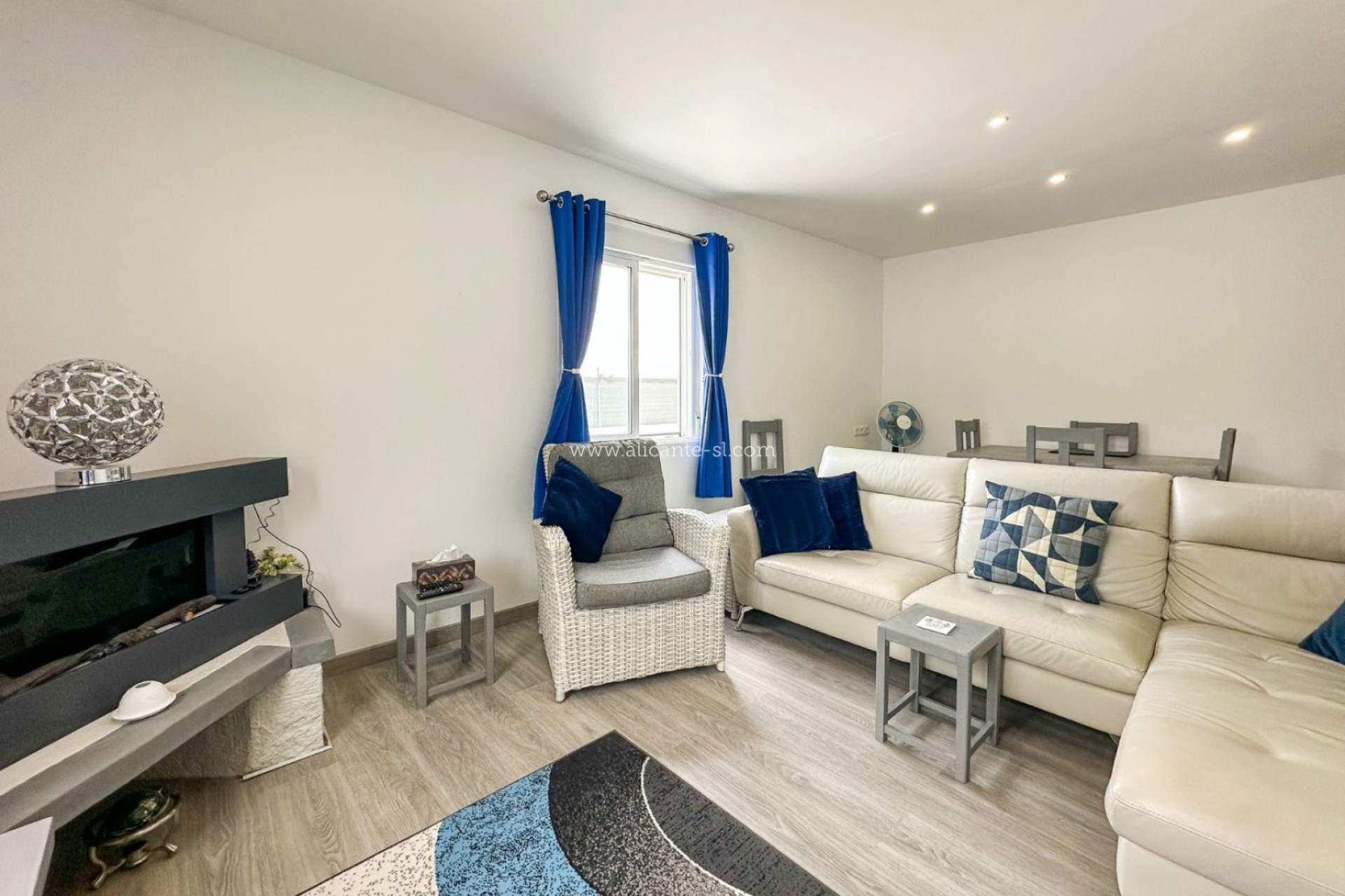 Resale - Villa -
Aspe - ASPE