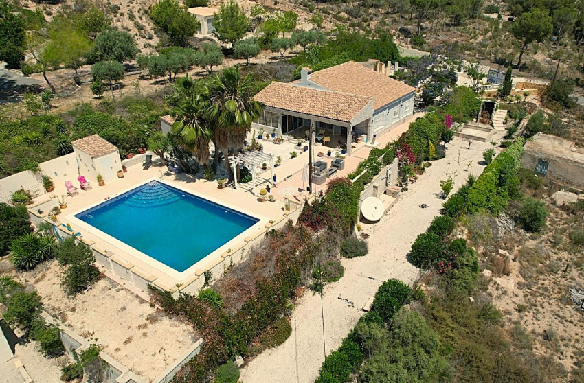 Resale - Villa -
Aspe