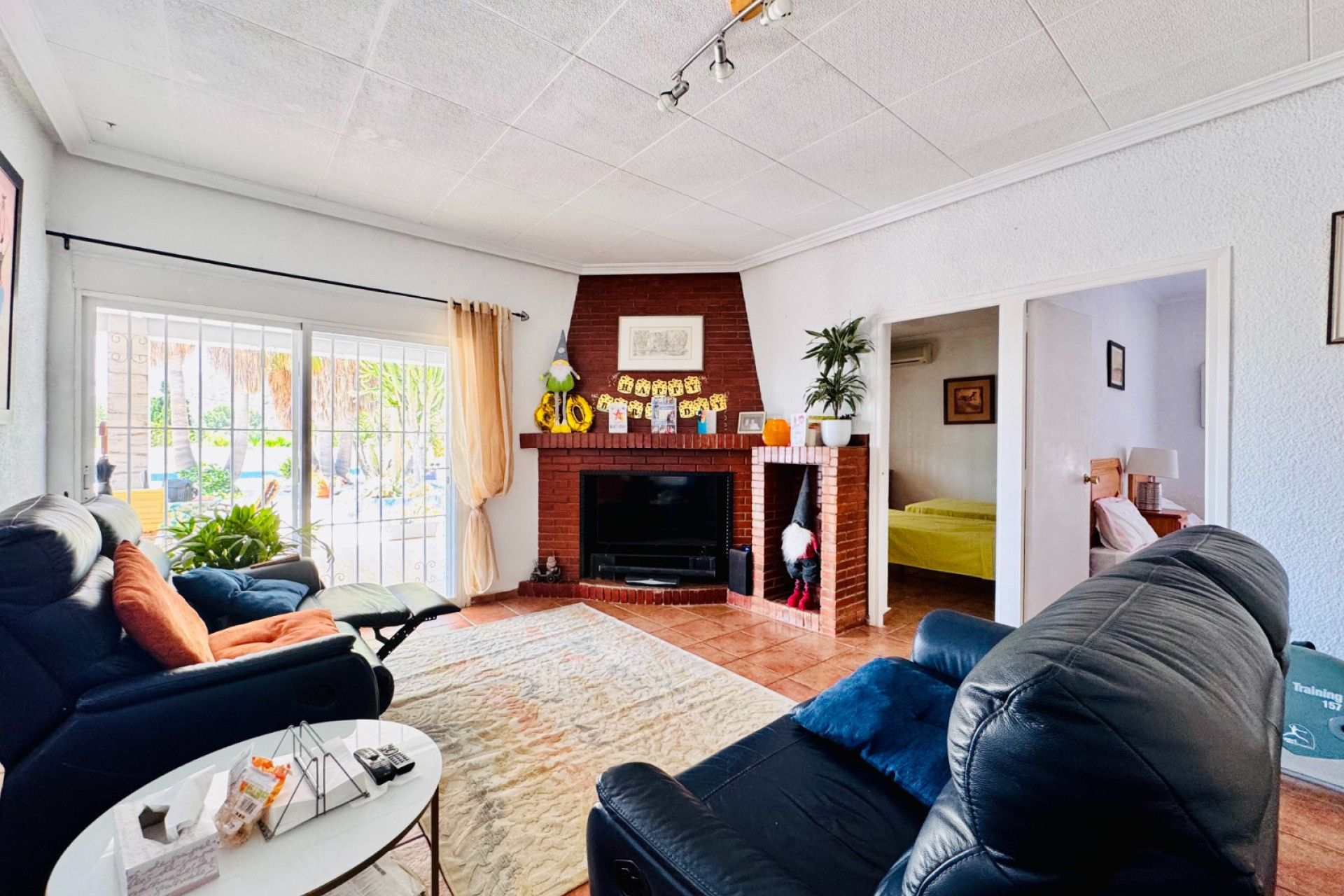 Resale - Villa -
Aspe