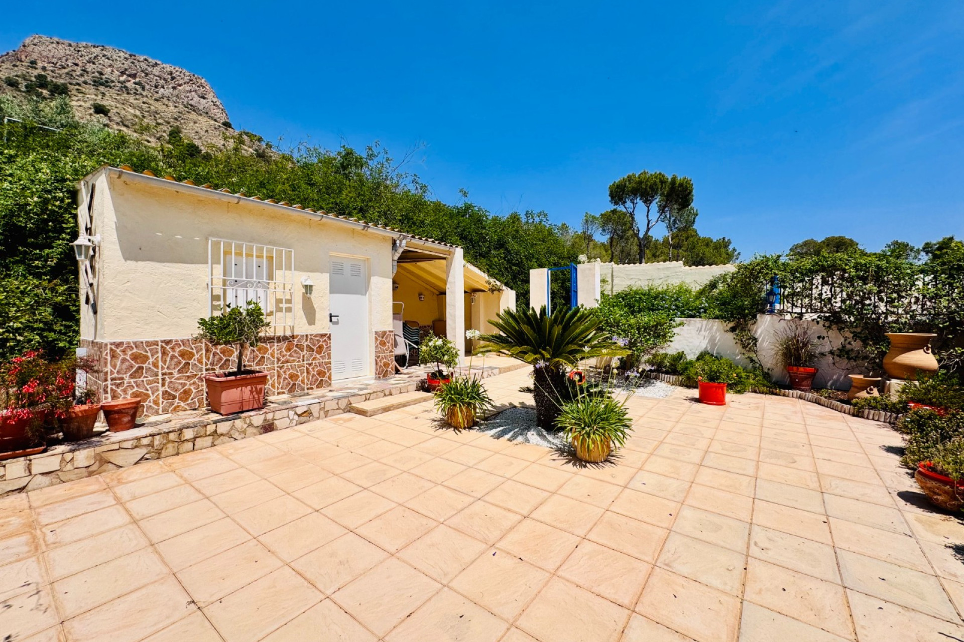 Resale - Villa -
Aspe