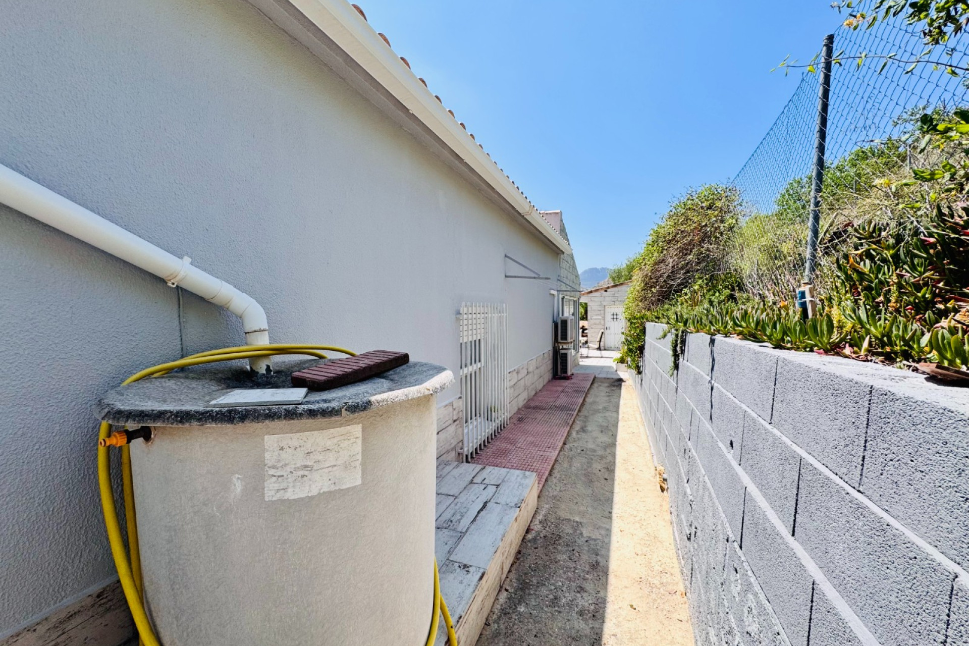 Resale - Villa -
Aspe