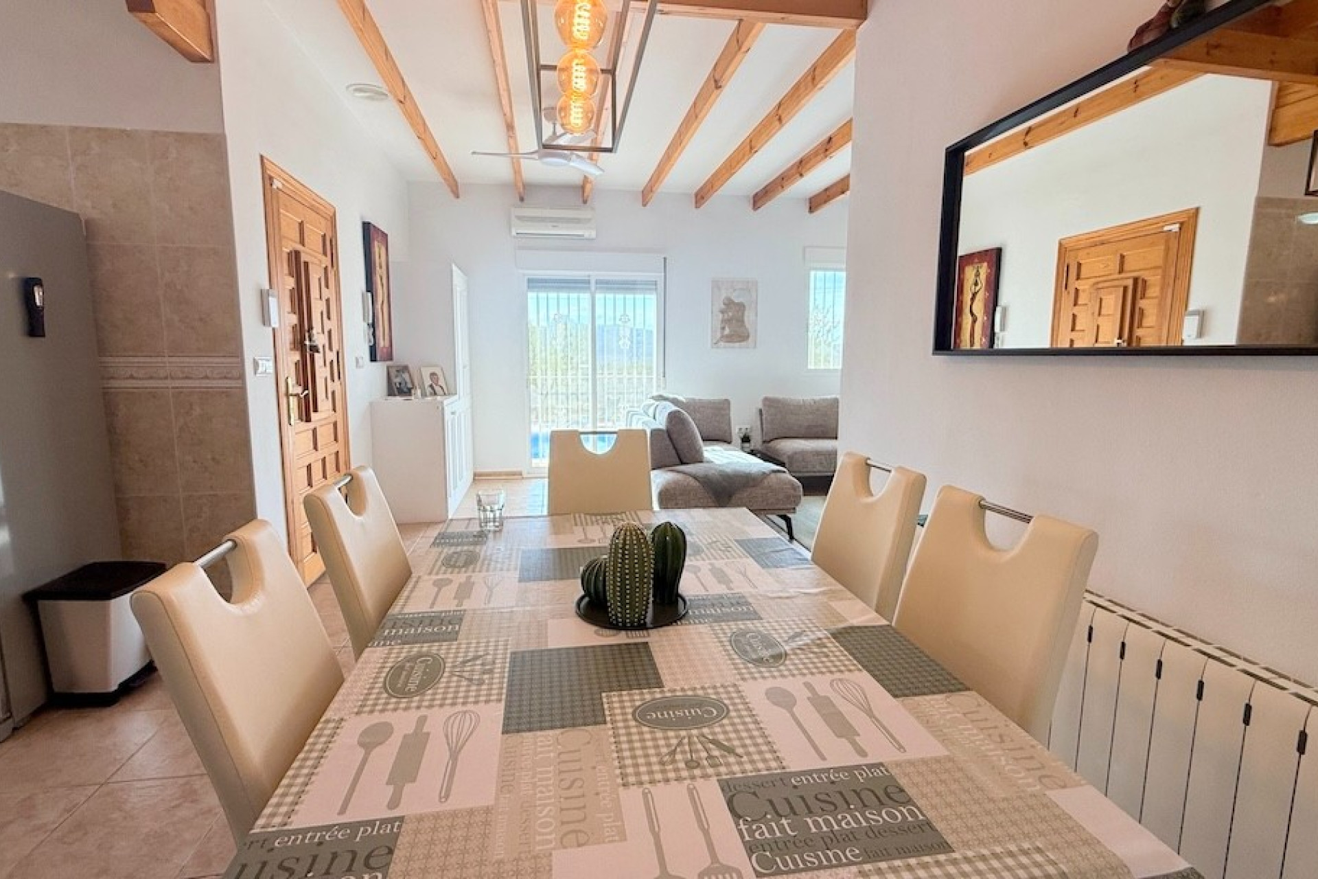 Resale - Villa -
BARBARROJA - Barbarroja