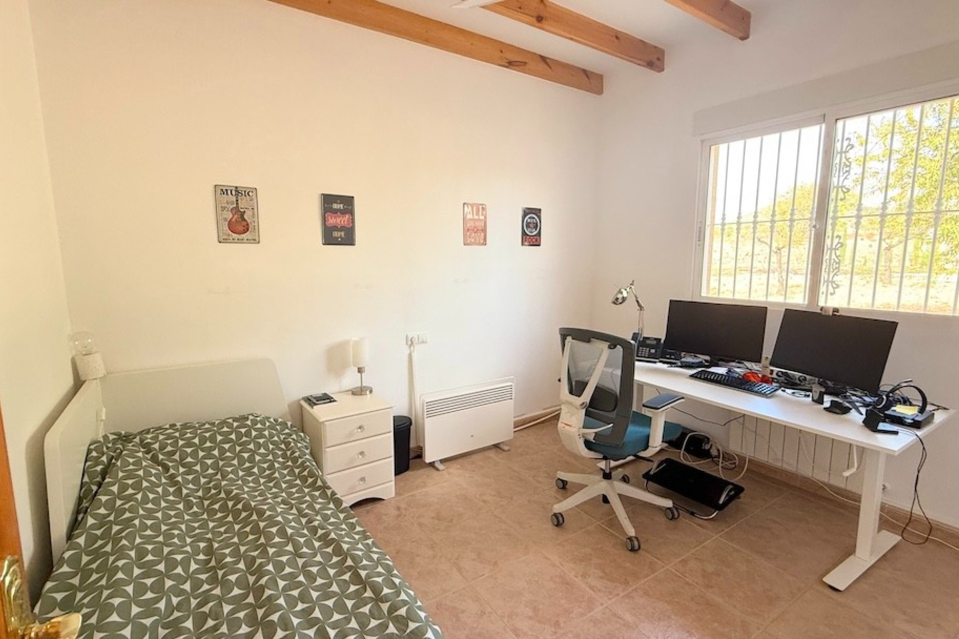 Resale - Villa -
BARBARROJA - Barbarroja