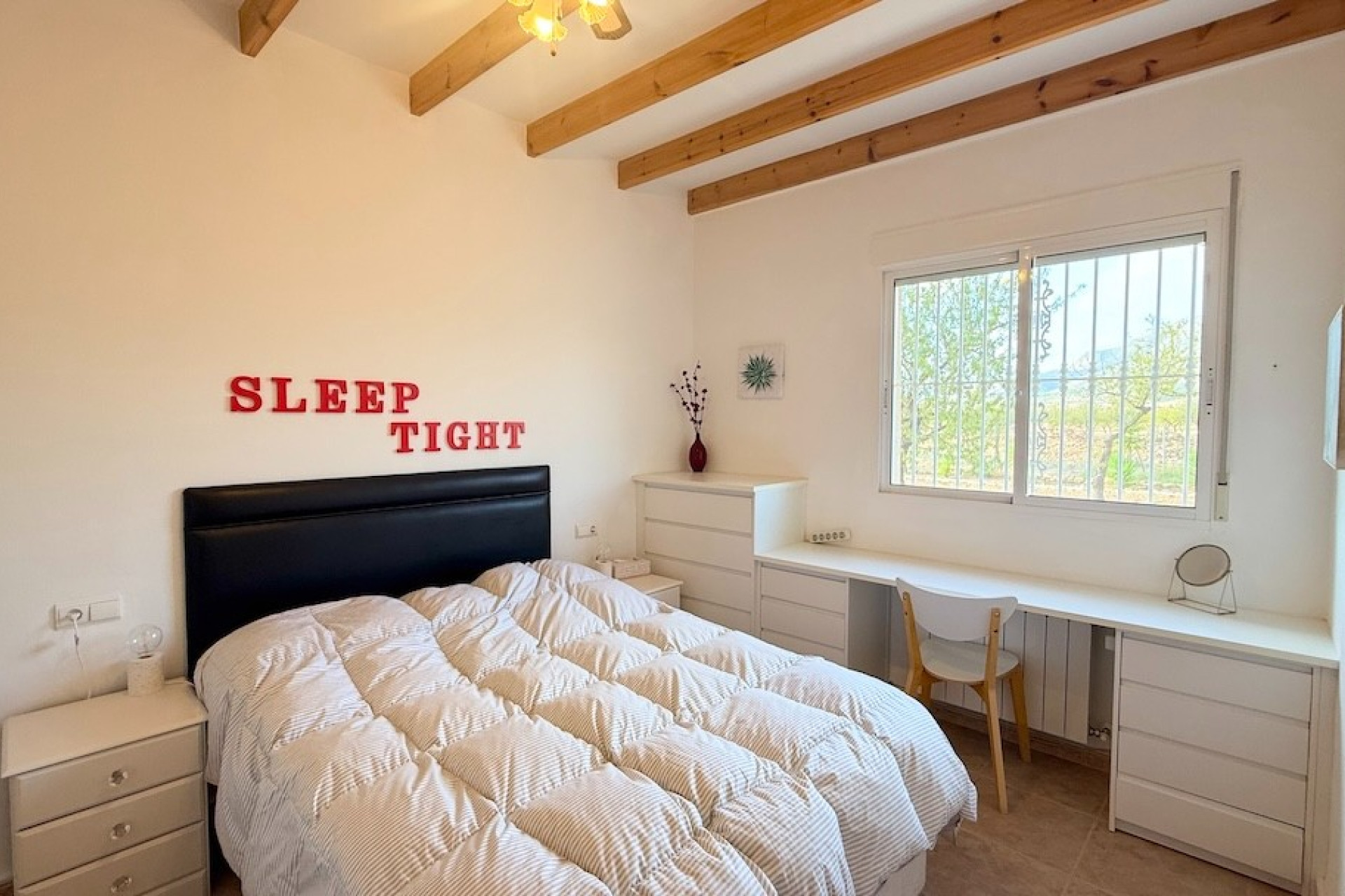 Resale - Villa -
BARBARROJA - Barbarroja