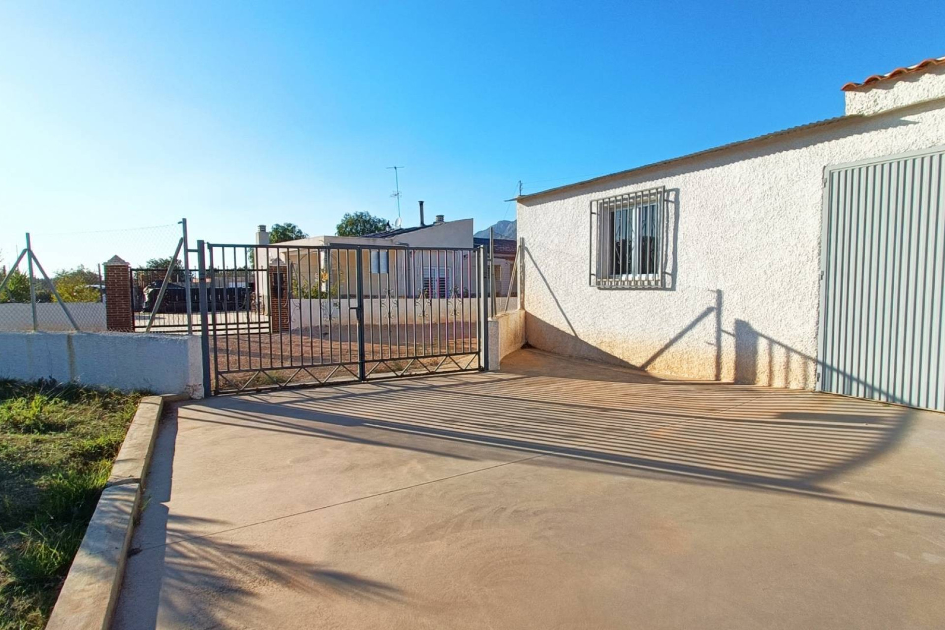 Resale - Villa -
BARBARROJA - Barbarroja