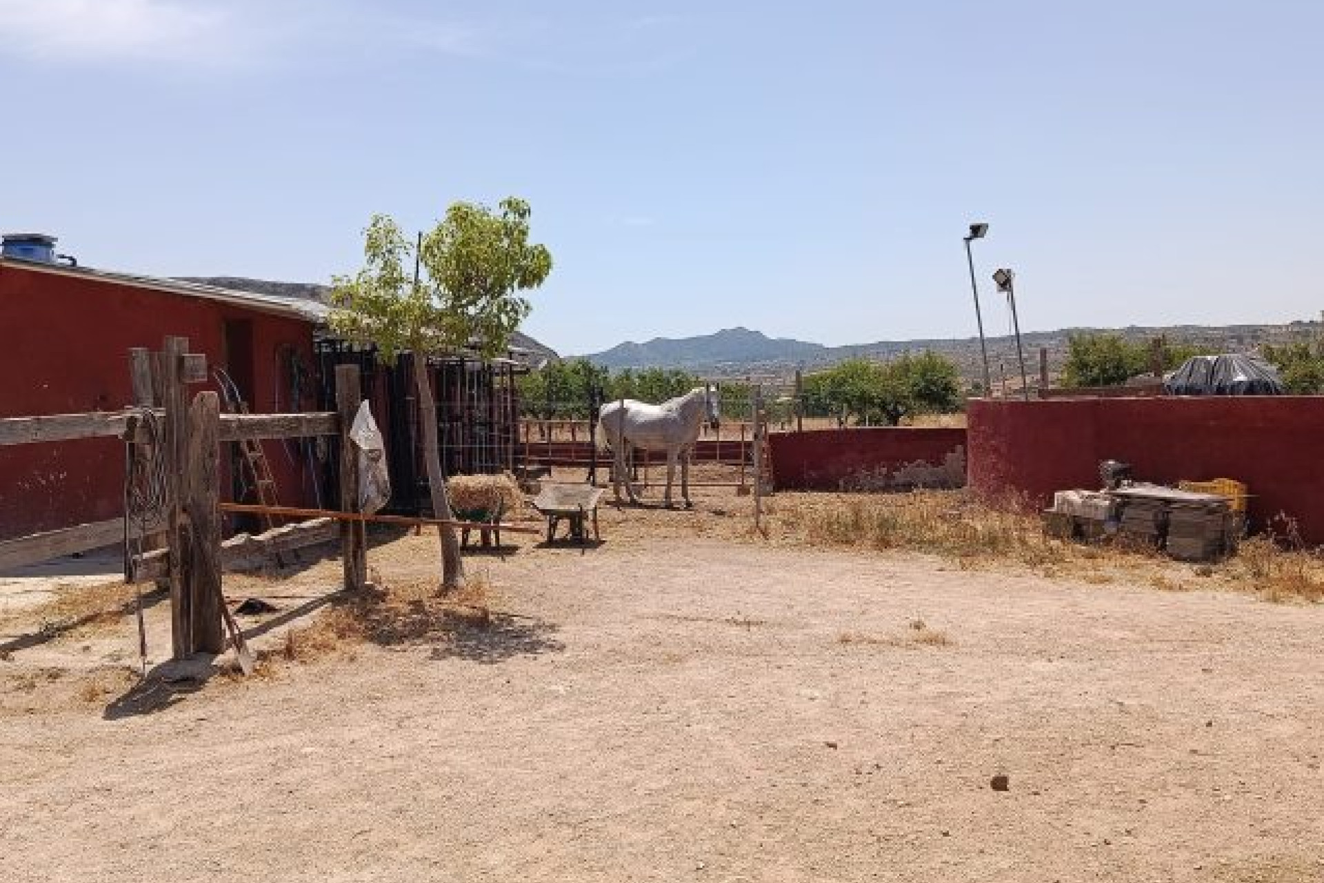 Resale - Villa -
BARBARROJA - Barbarroja