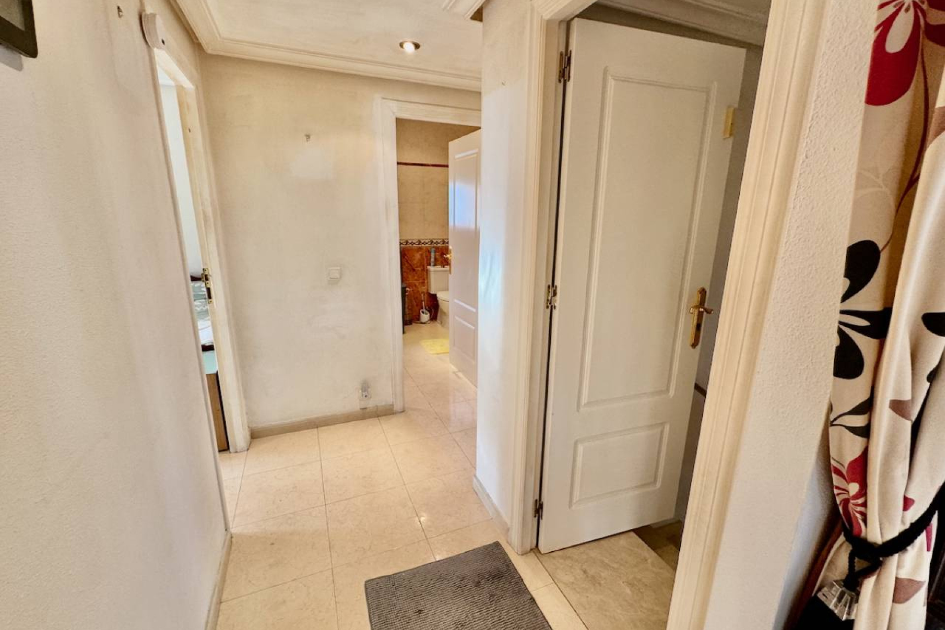 Resale - Villa -
Benferri