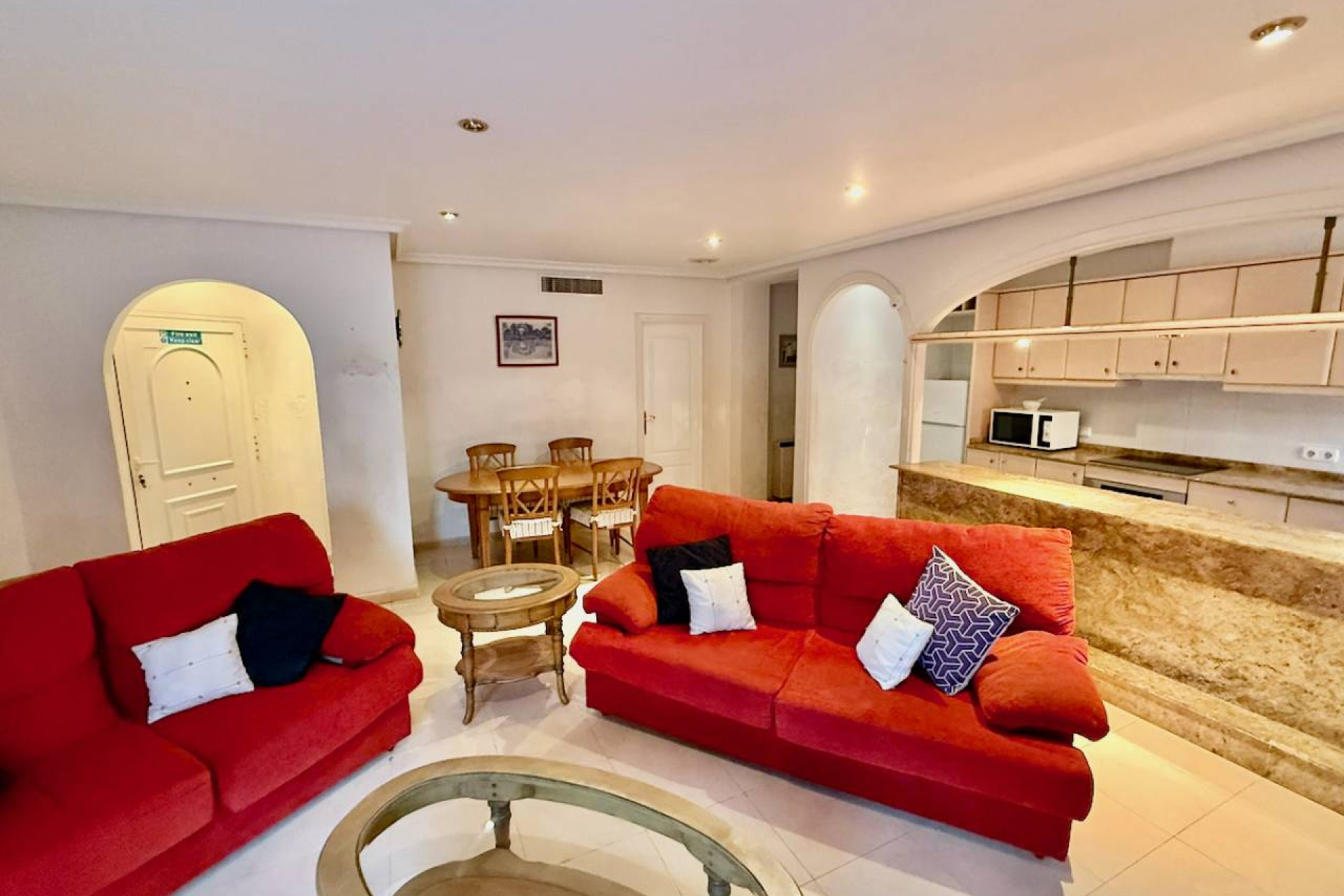 Resale - Villa -
Benferri