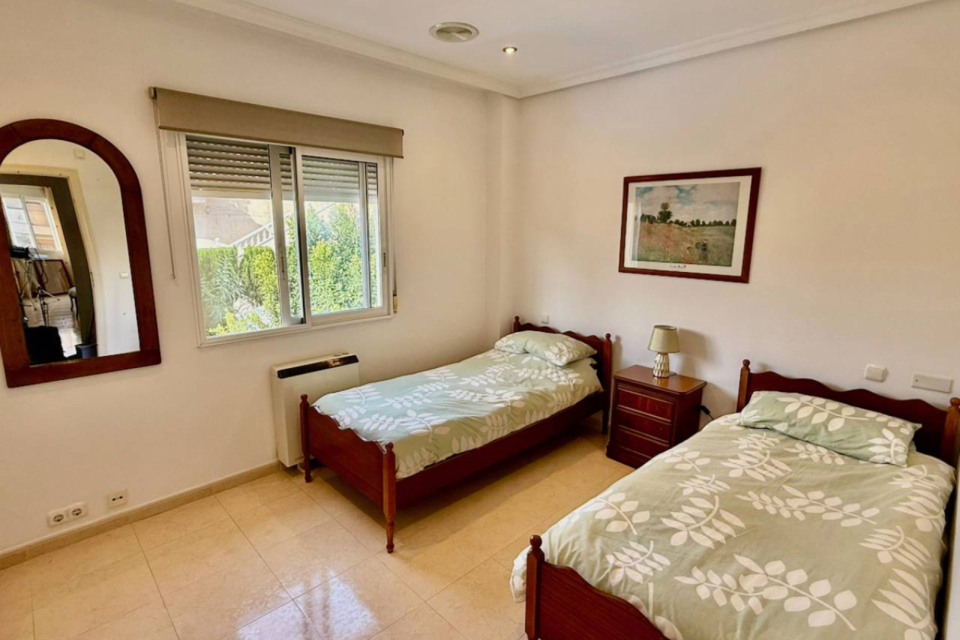 Resale - Villa -
Benferri