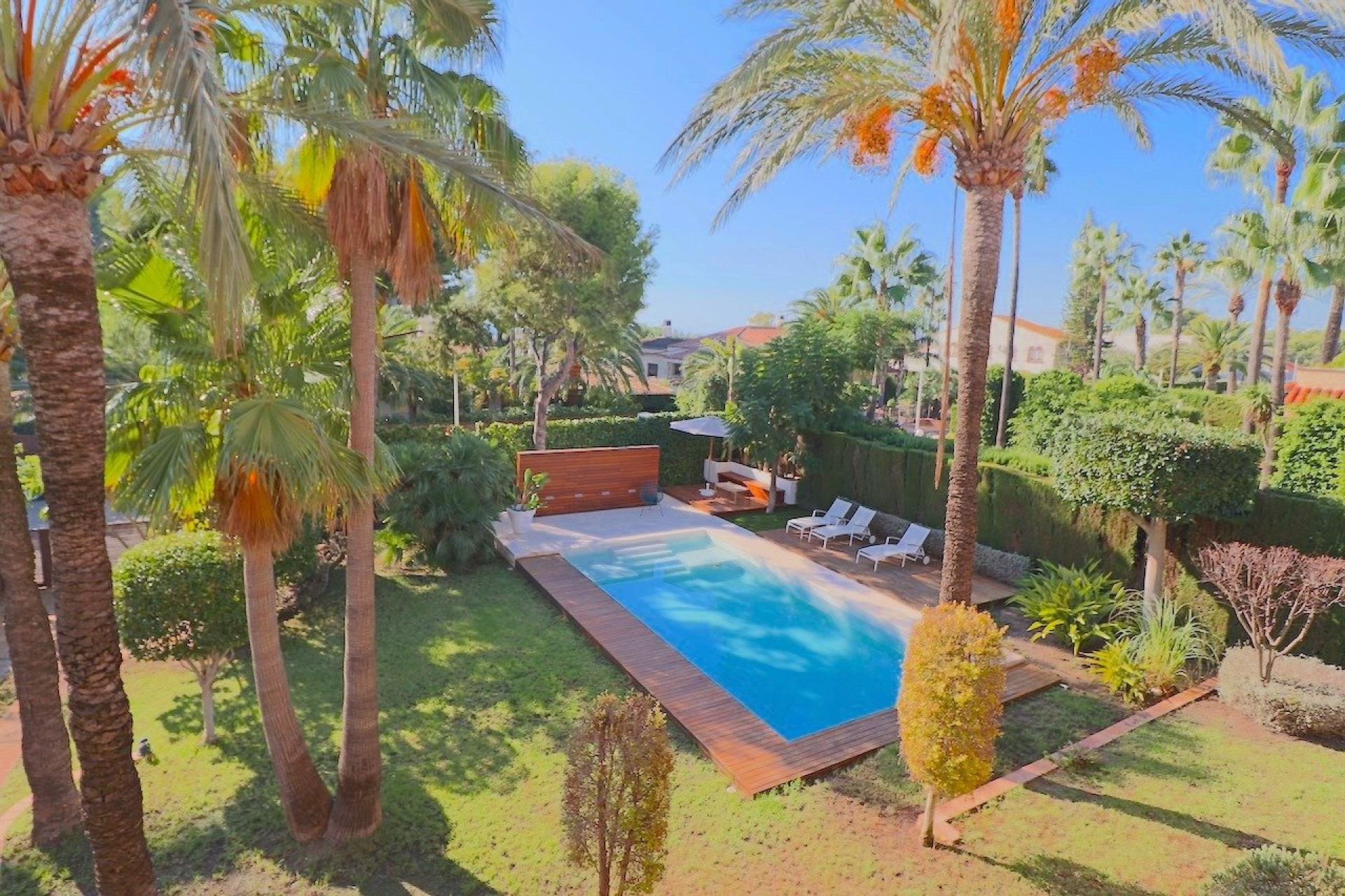 Resale - Villa -
Benidorm - Urbanizaciones