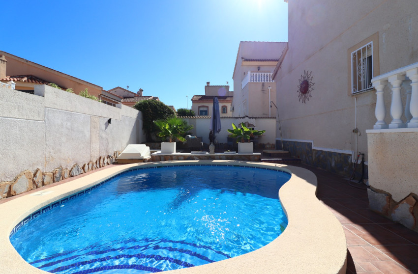 Resale - Villa -
Benimar - Benimar II