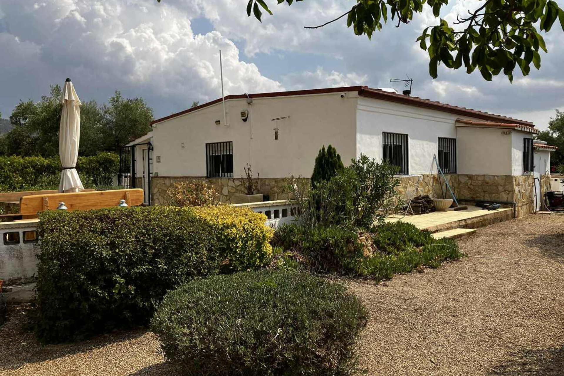 Resale - Villa -
Biar - Costa Blanca