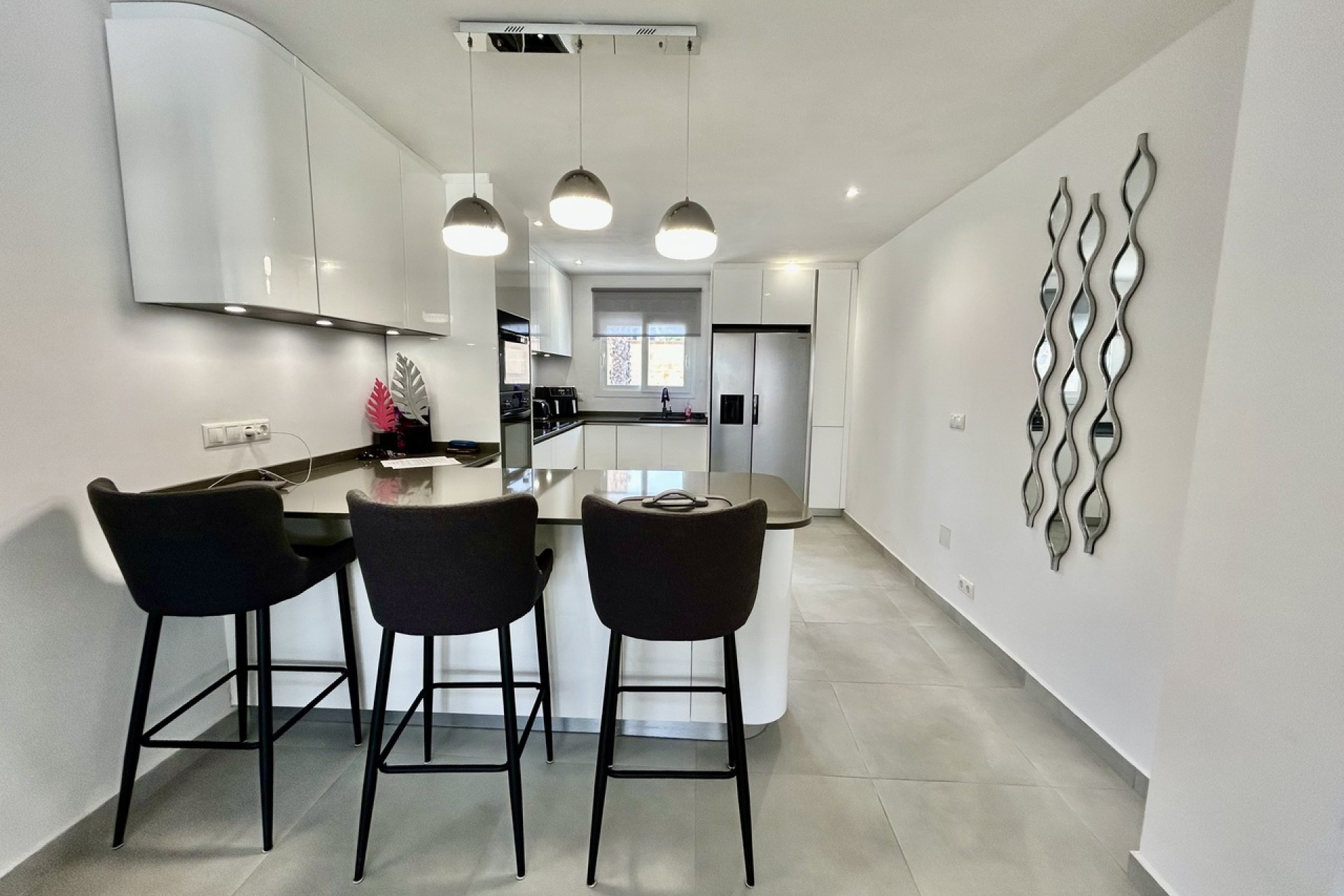 Resale - Villa -
Cabo Roig