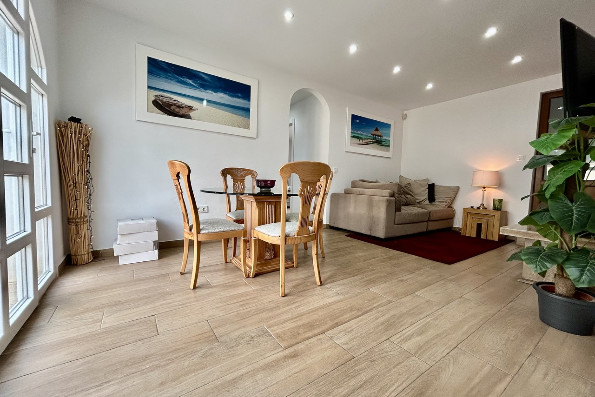 Resale - Villa -
Cabo Roig