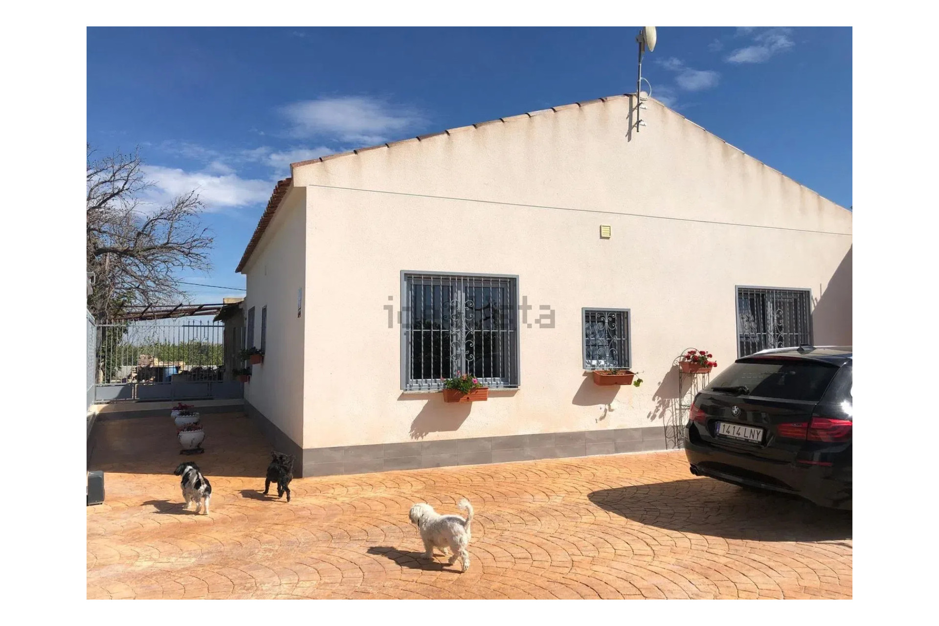 Resale - Villa -
Callosa de Segura