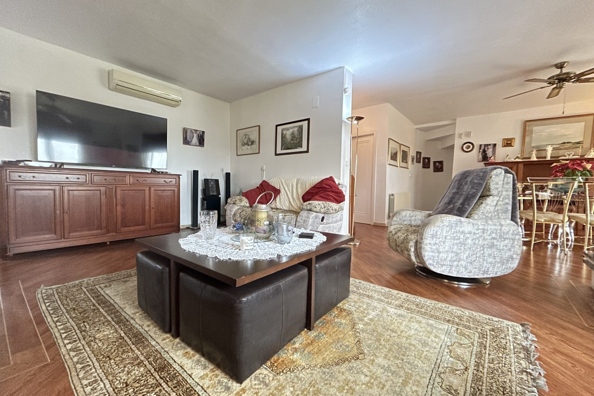 Resale - Villa -
Campoamor - Las Ramblas