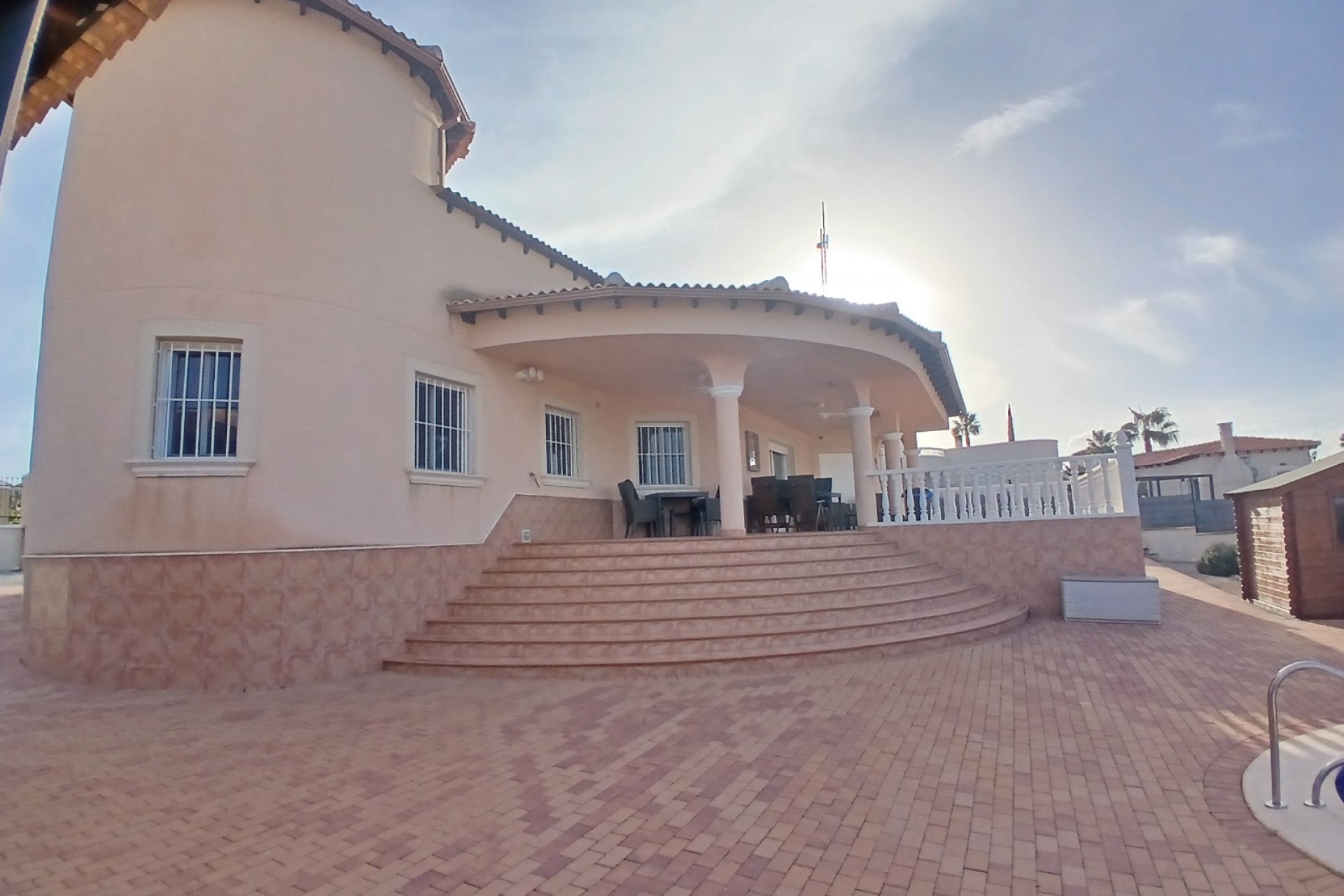 Resale - Villa -
Campos del Rio