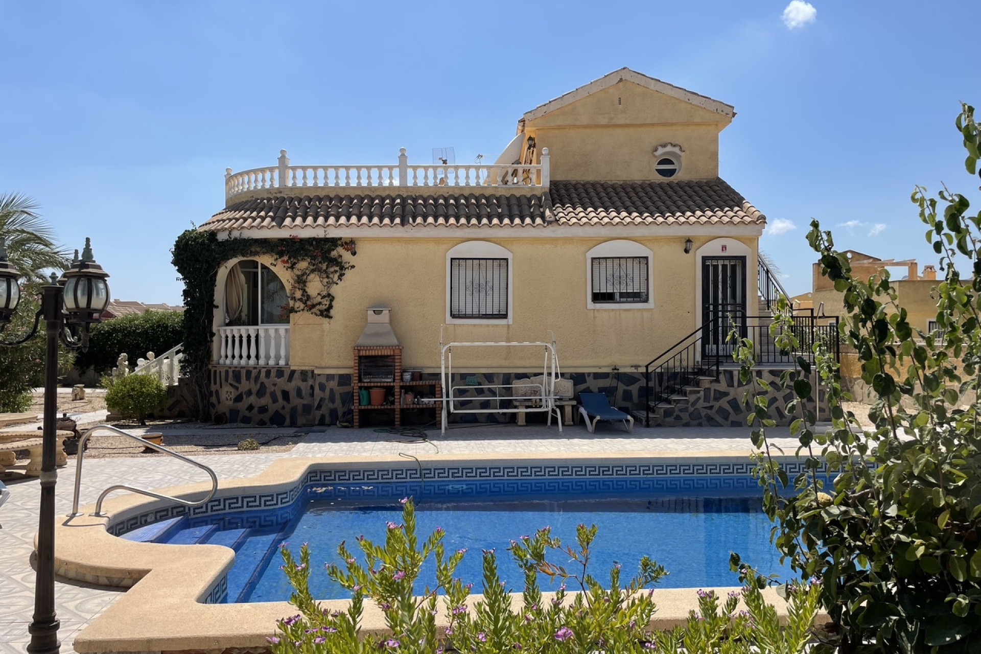 Resale - Villa -
Camposol - Inland
