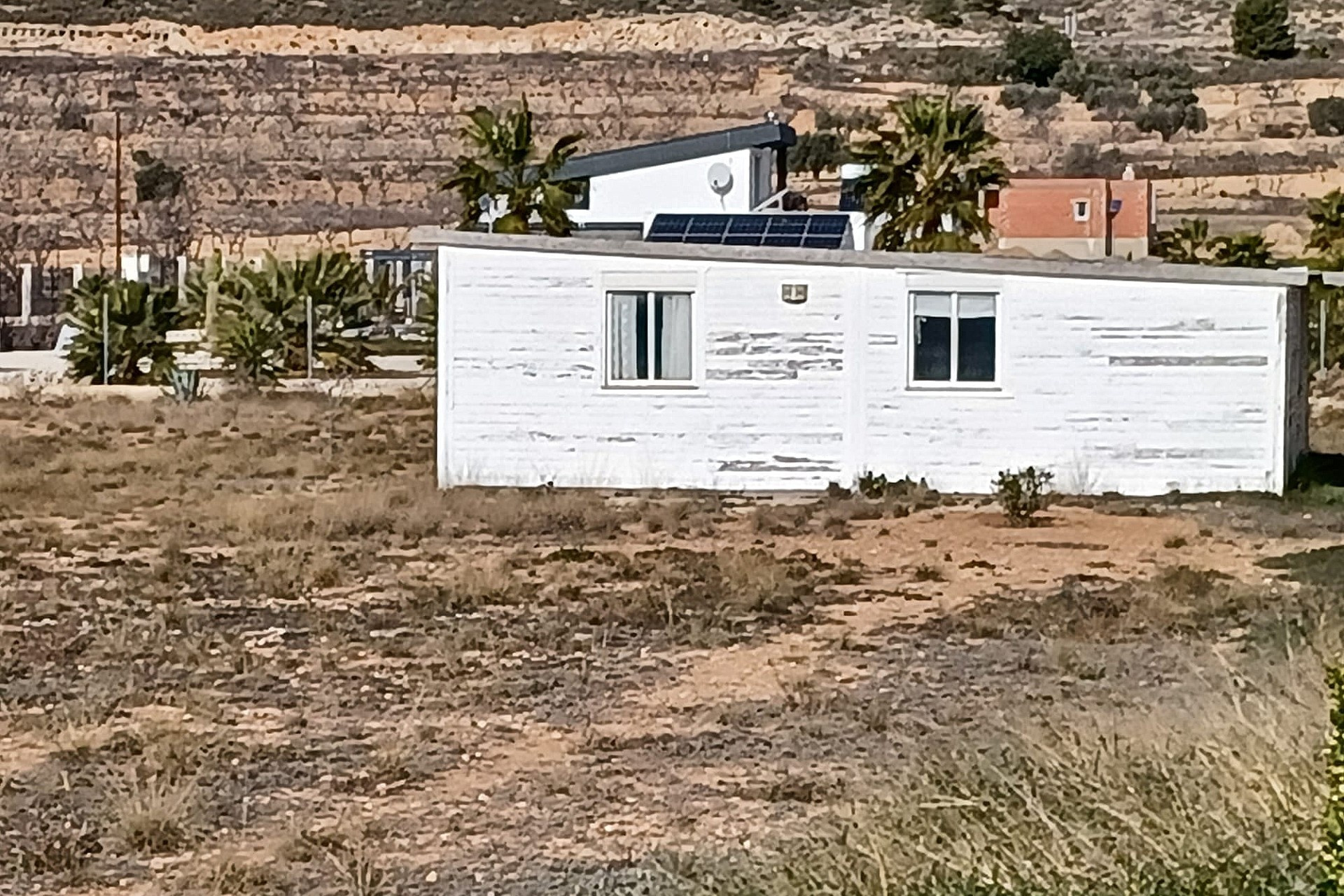 Resale - Villa -
Canada De La Lena