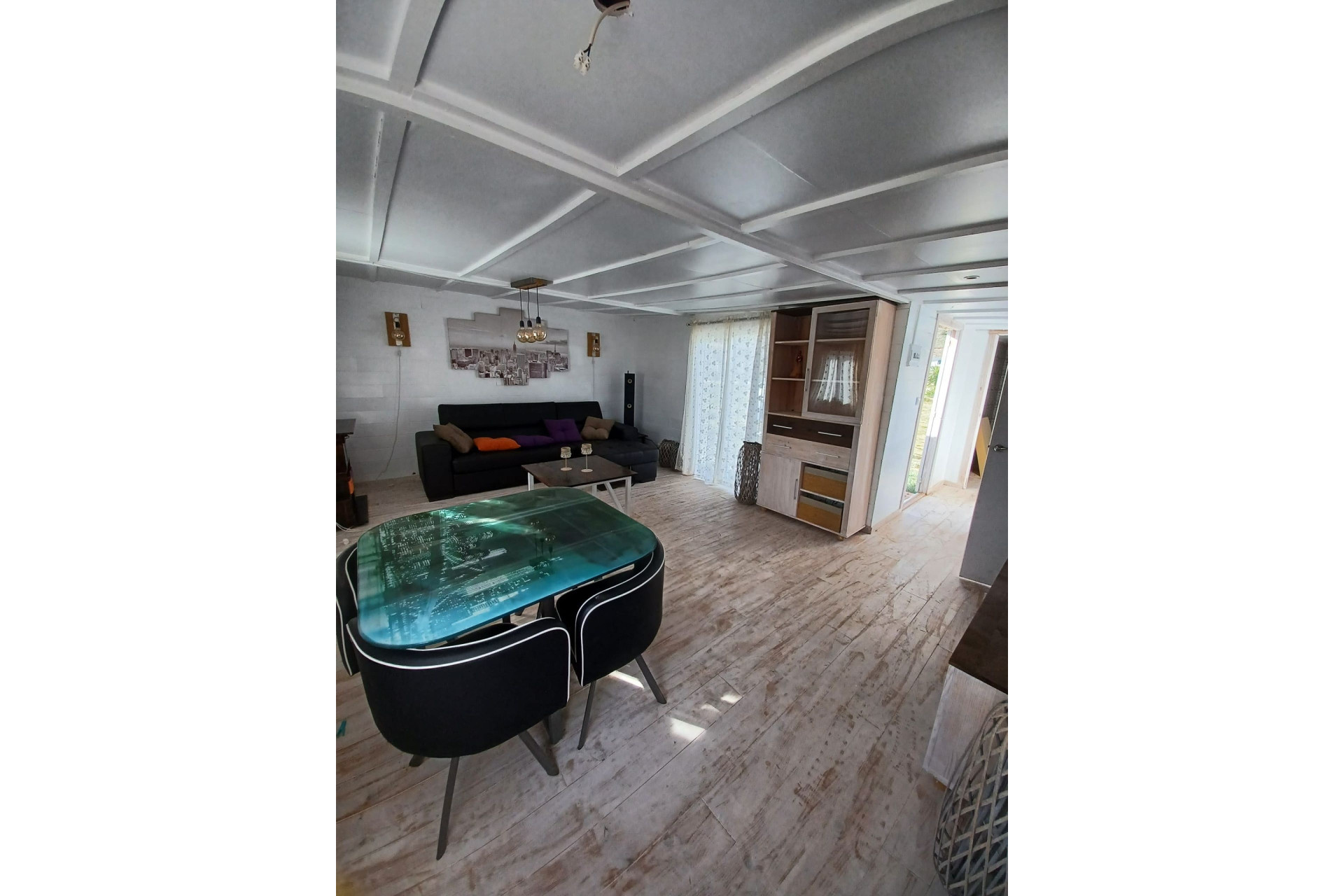 Resale - Villa -
Canada De La Lena